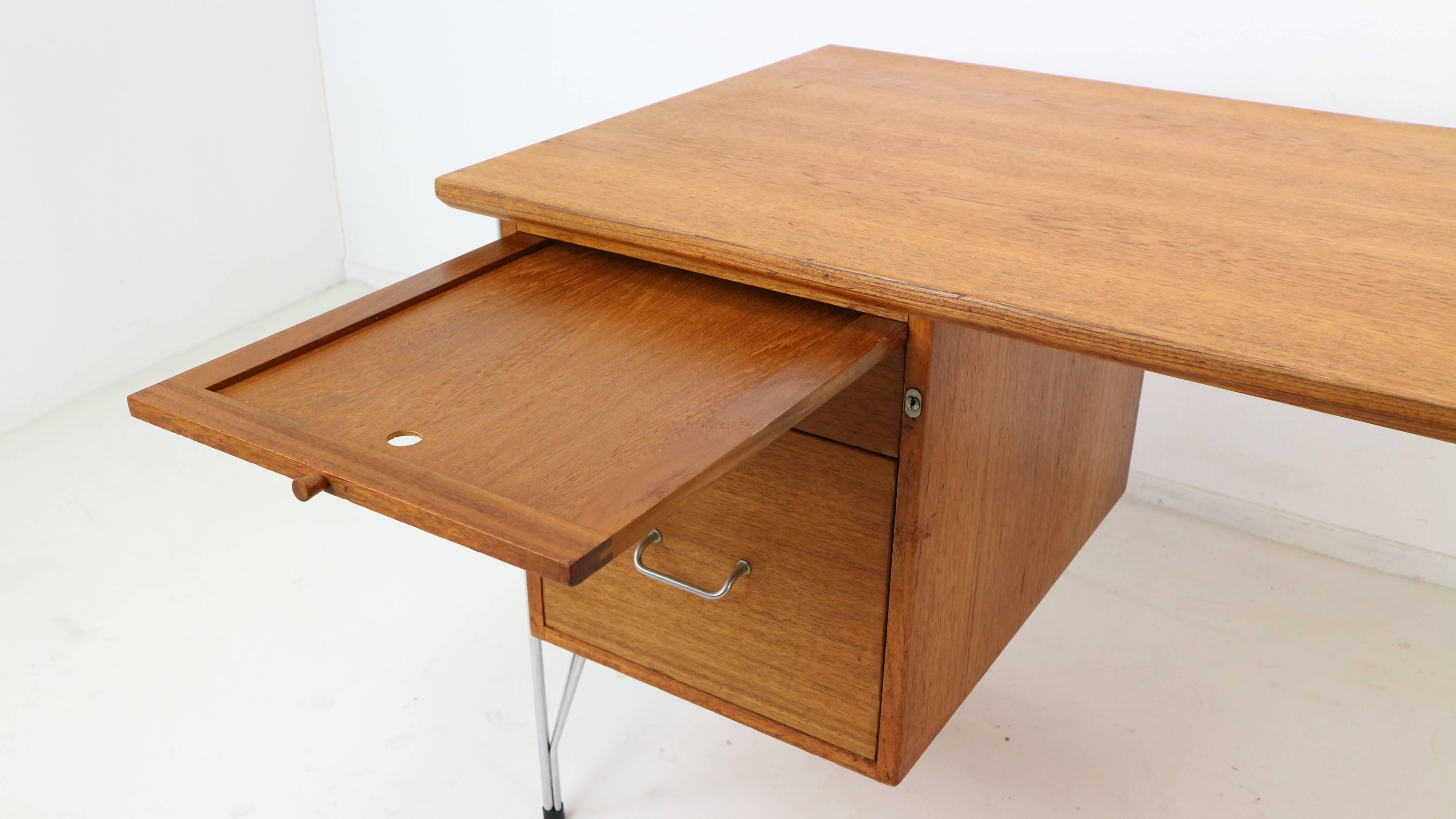 Mid-Century Modern Vintage Hairpin Desk Teak Fineer 1960s