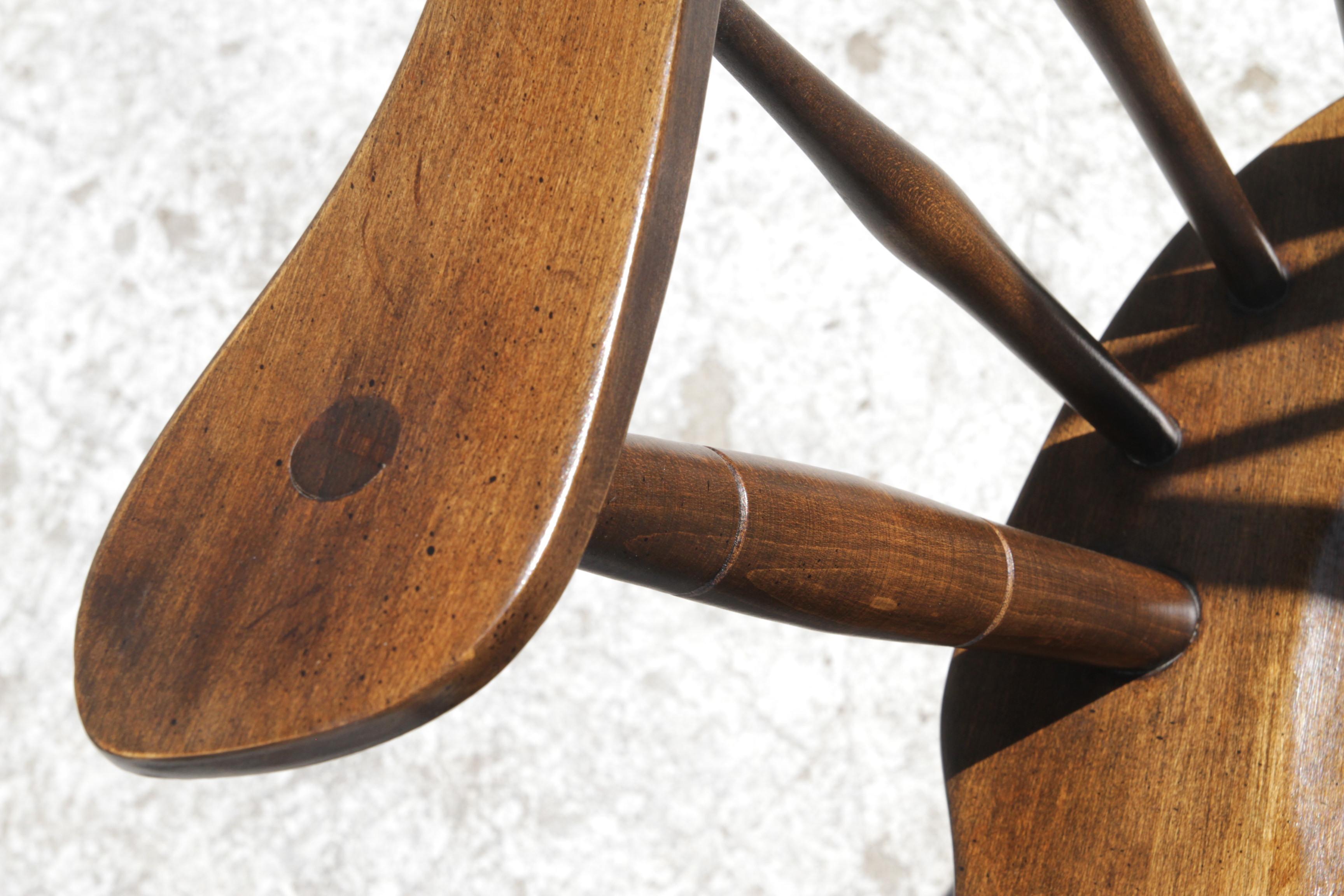 Vintage Hale of Vermont Windsor Spindle Back Dining Chair For Sale 3