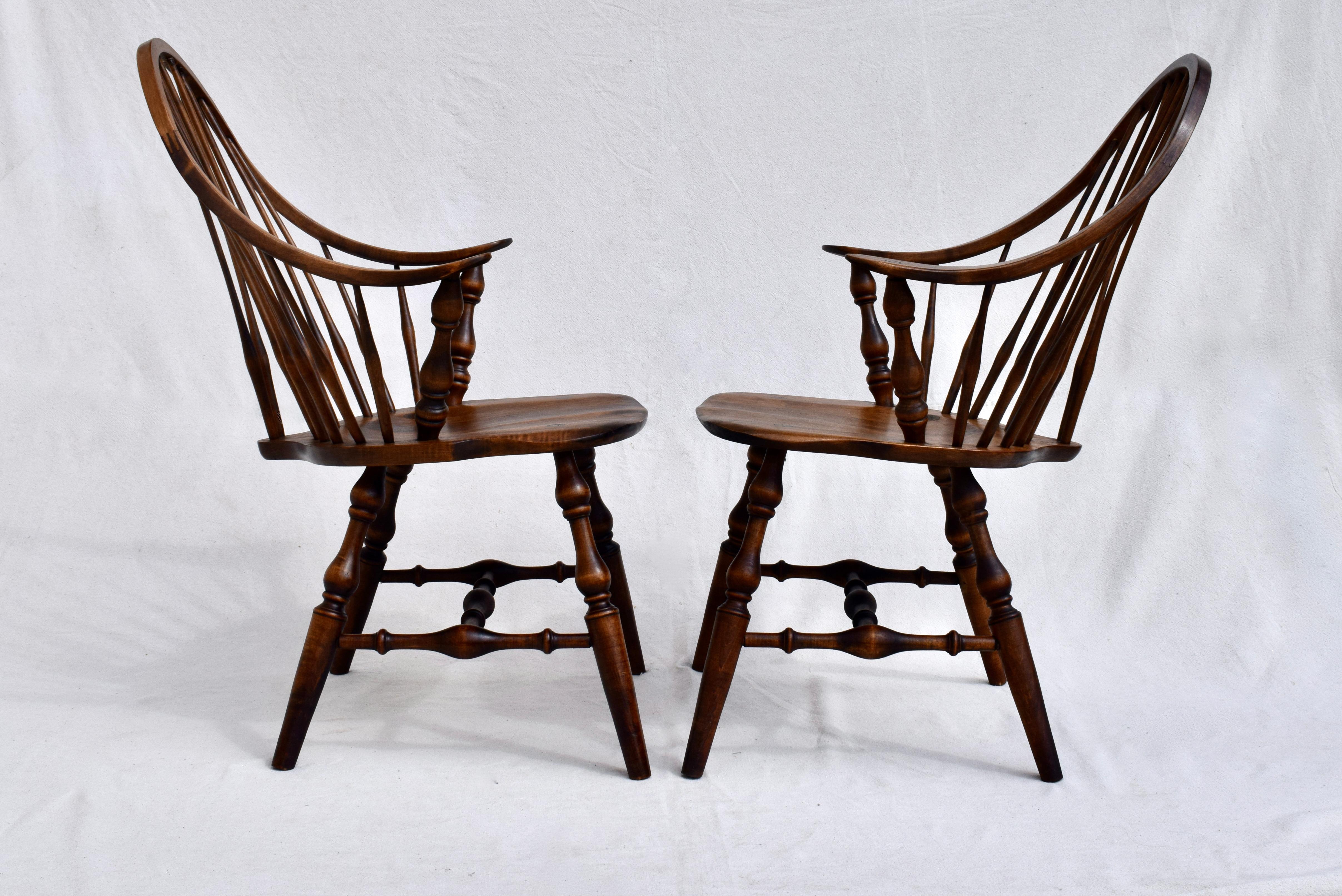 Vintage Hale of Vermont Windsor Spindle Back Dining Chairs In Good Condition In Southampton, NJ