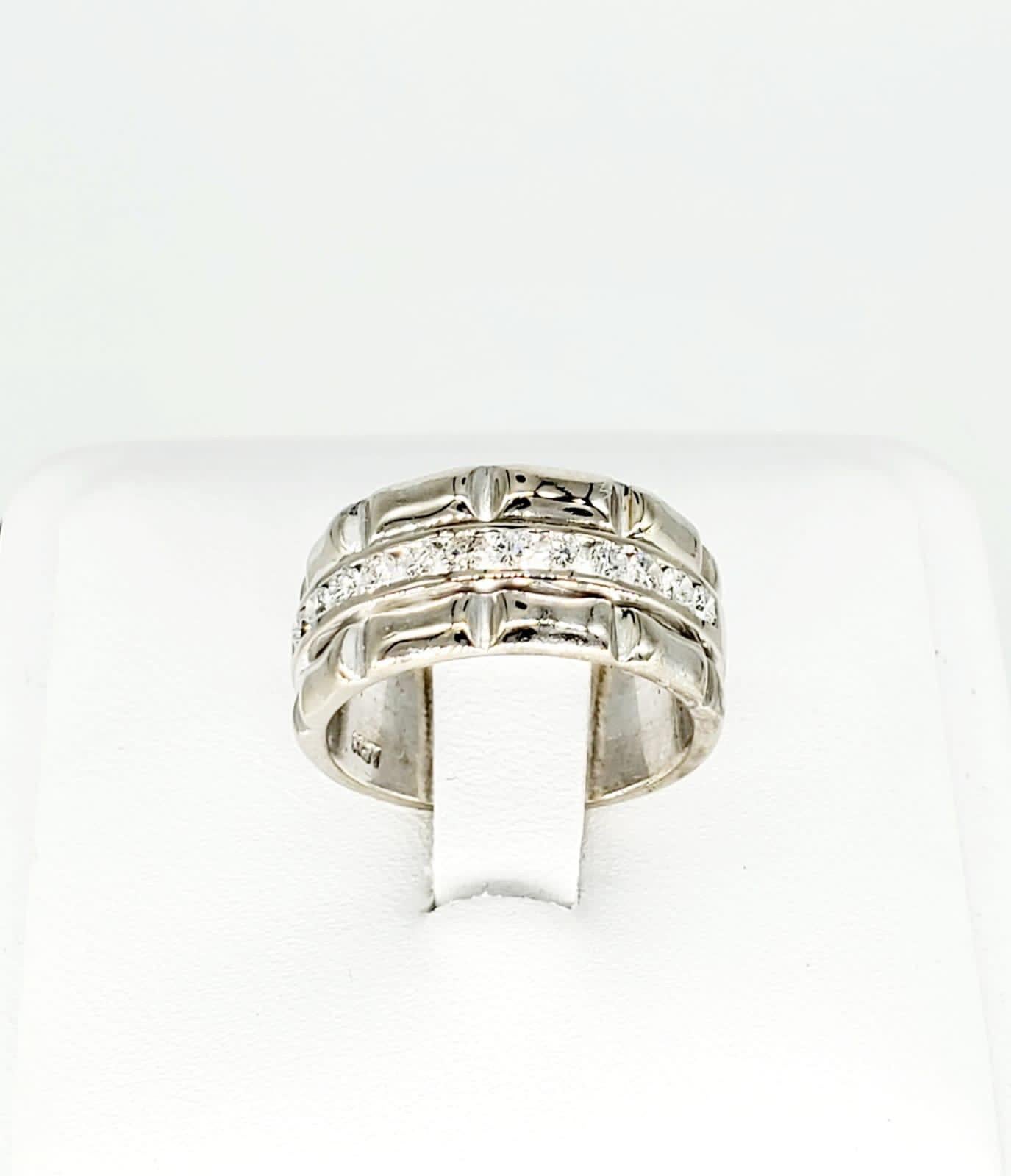 Vintage Half Eternity Diamond Band 18 Karat White Gold Ring In Excellent Condition For Sale In Miami, FL