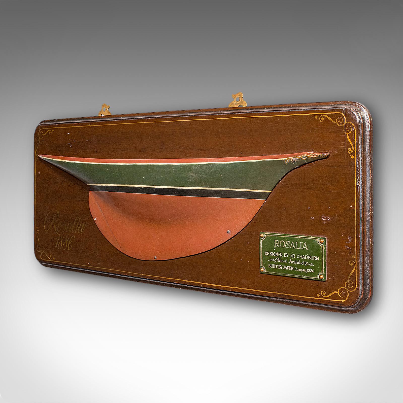 Vittoriano Modello di mezzo scafo d'epoca, inglese, targhetta da esposizione del costruttore navale, metà del secolo scorso, 1960 in vendita