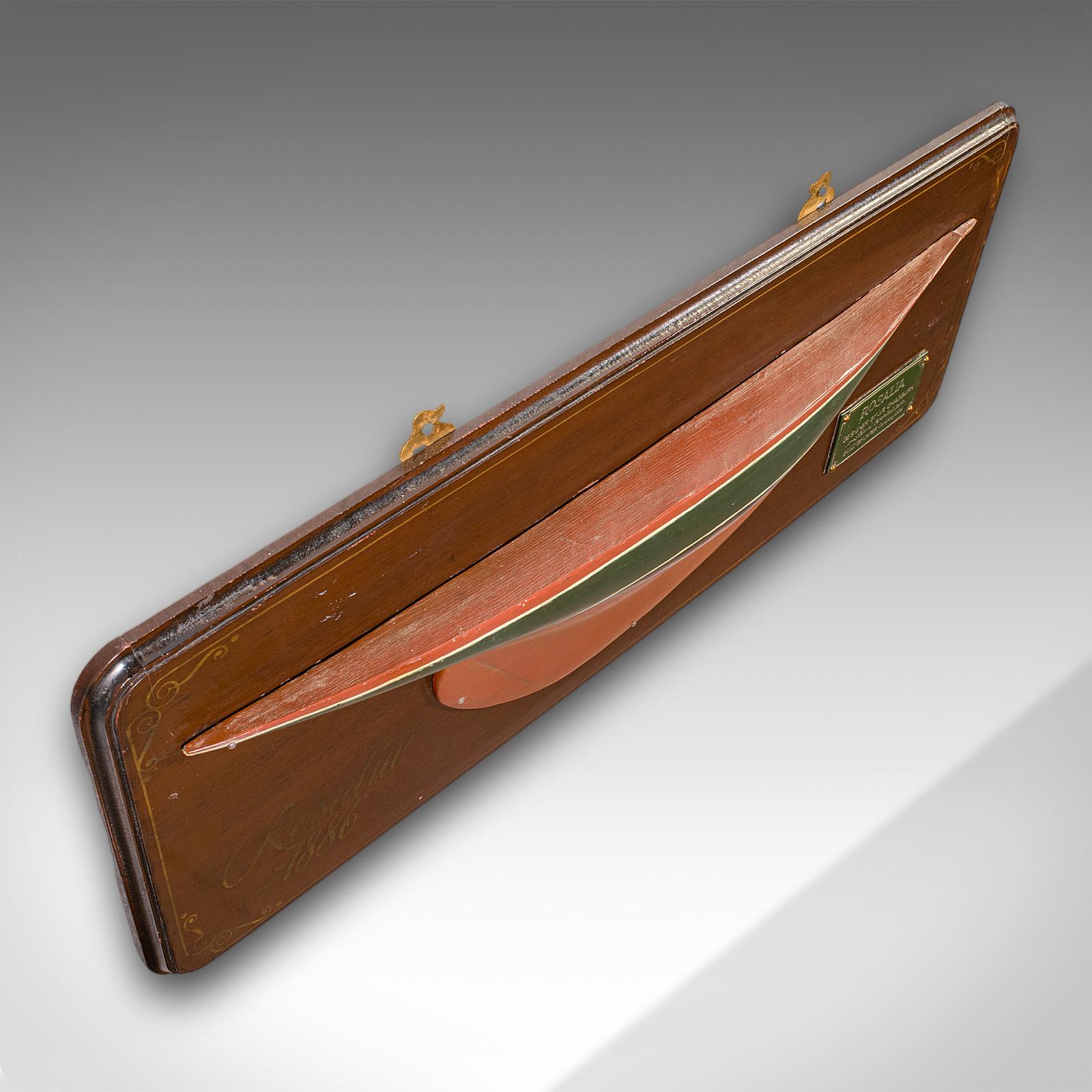 Metà XX secolo Modello di mezzo scafo d'epoca, inglese, targhetta da esposizione del costruttore navale, metà del secolo scorso, 1960 in vendita