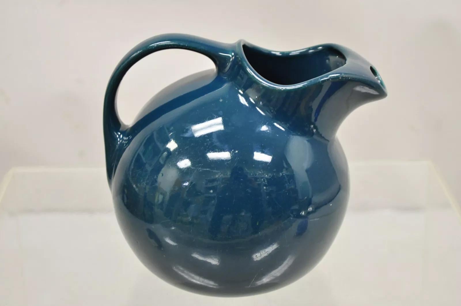 Vintage By Forest Green Art Deco 633 Ball Glazed Pottery Stoneware Pitcher. Circa Mid 20th Century. Dimensions : 6,5