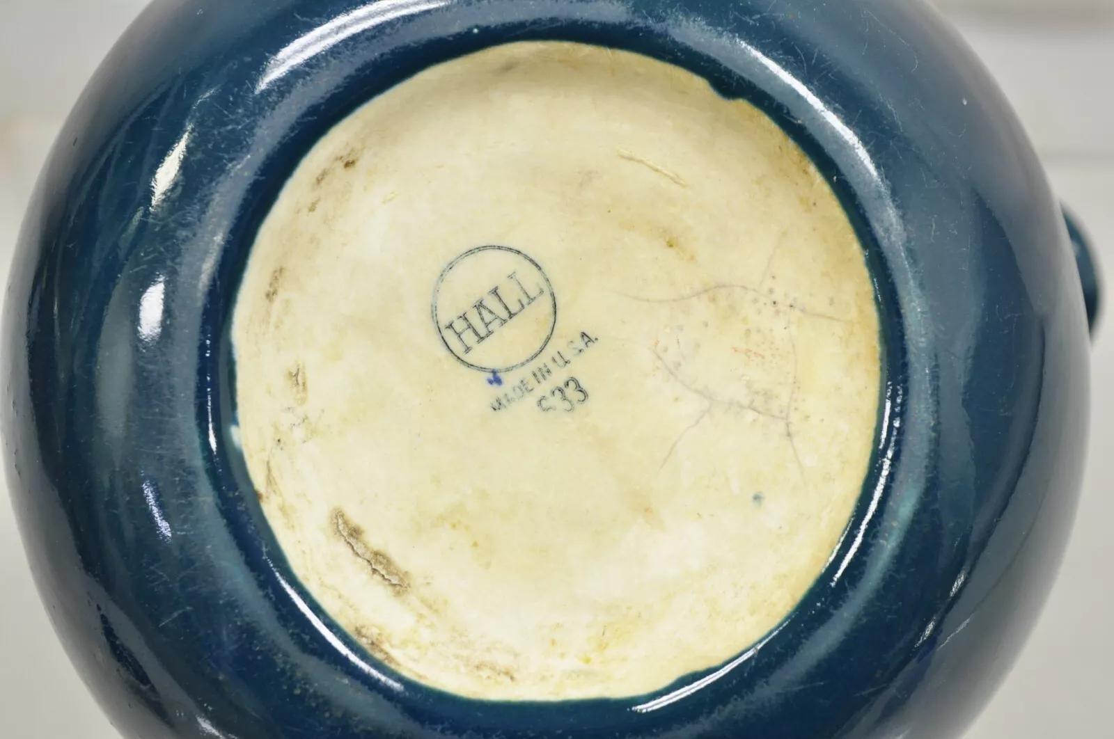 Grès Pichet vert forêt Art Déco 633 en poterie vernissée à boules vintage en vente
