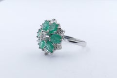 Vintage 'Hallmarked 1974' 18ct White Gold Emerald & Diamond Flower Cocktail Ring