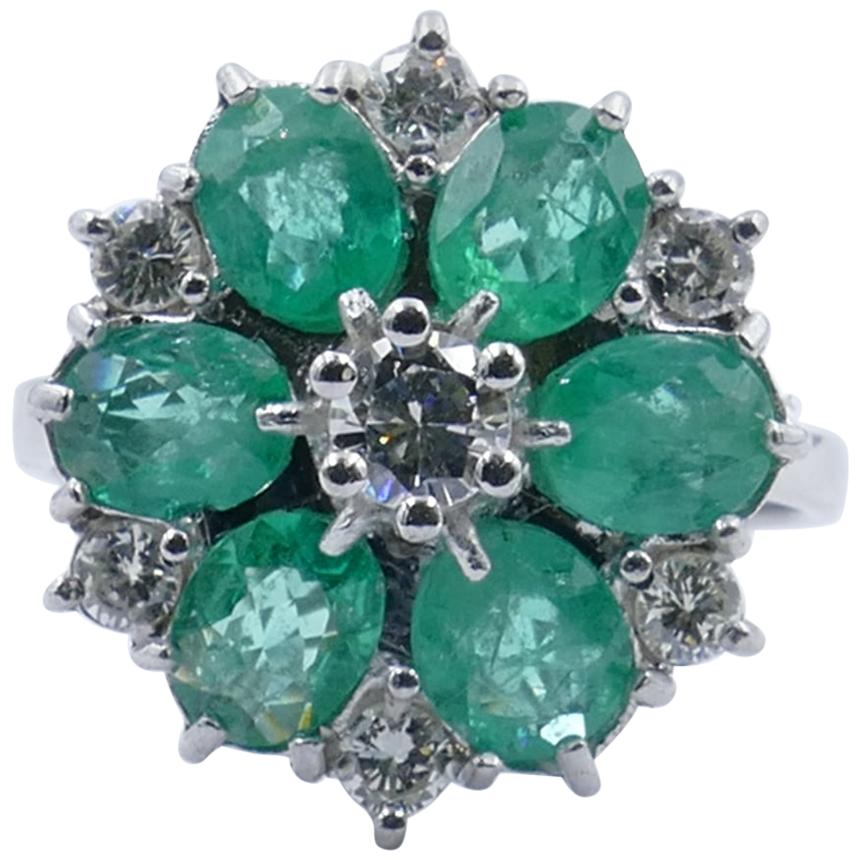 Vintage 'Hallmarked 1974' 18ct White Gold Emerald & Diamond Flower Cocktail Ring For Sale