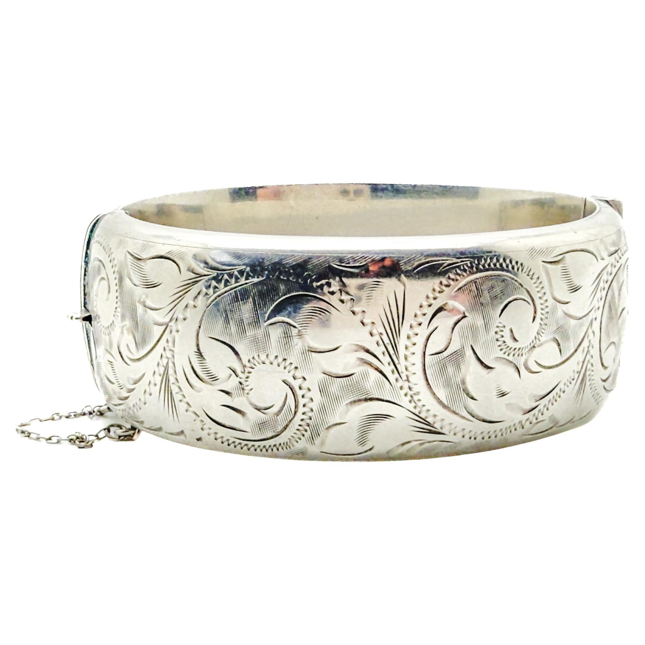 Vintage Hallmarked Silver Foliate Bangle 1967