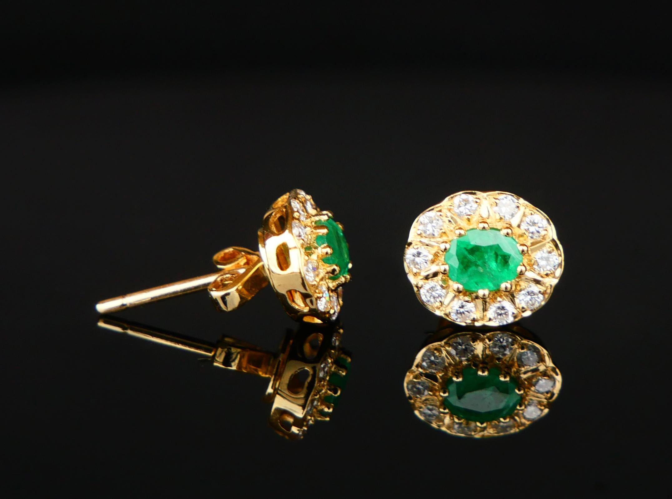 Vintage Halo Ohrringe natürliche 1 ctw Smaragde 0,5 ctw Diamanten massiv 18K / 3,3 gr (Retro) im Angebot
