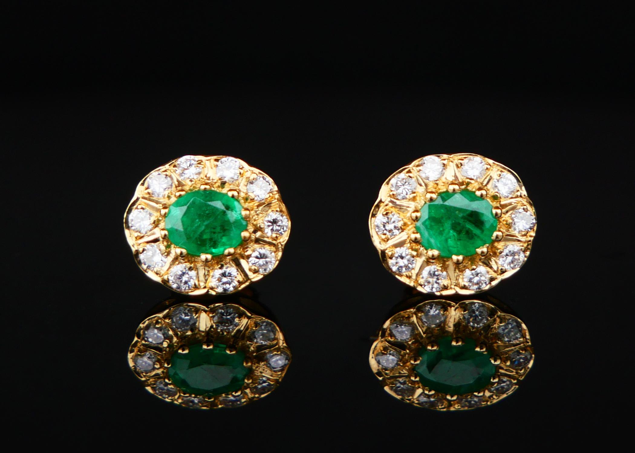 Vintage Halo Ohrringe natürliche 1 ctw Smaragde 0,5 ctw Diamanten massiv 18K / 3,3 gr Damen im Angebot