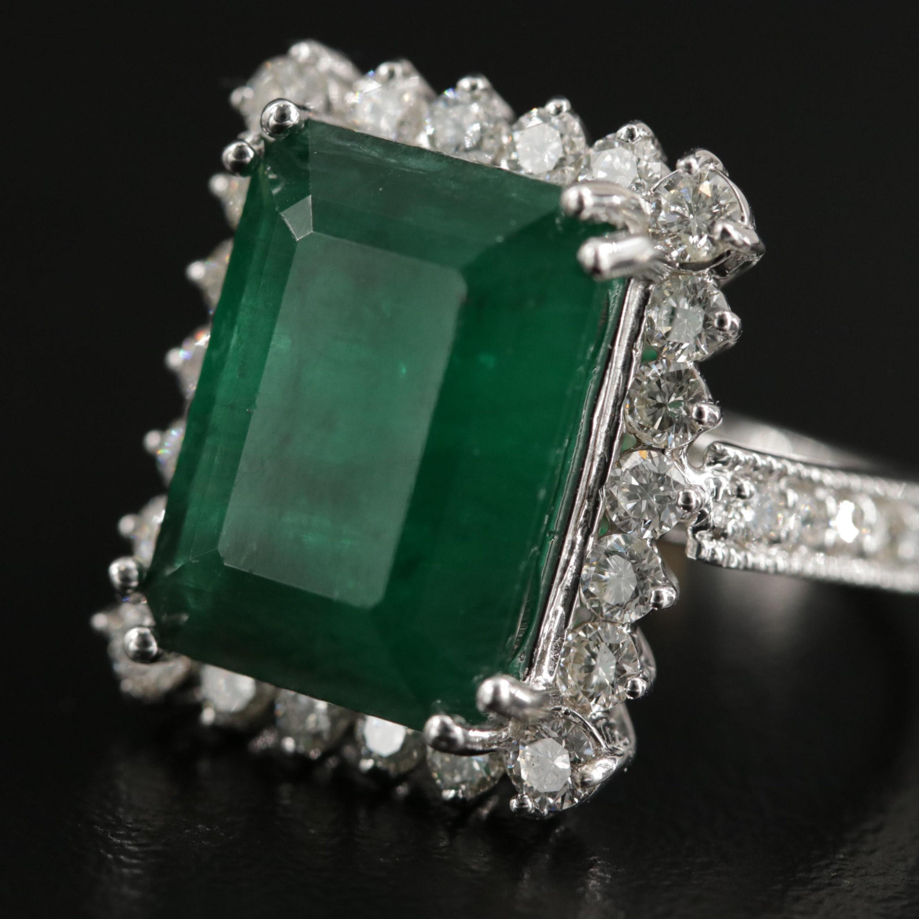 For Sale:  Art Deco 7 CT Certified Natural Emerald and Diamond Engagement Ring in 18K Gold 2