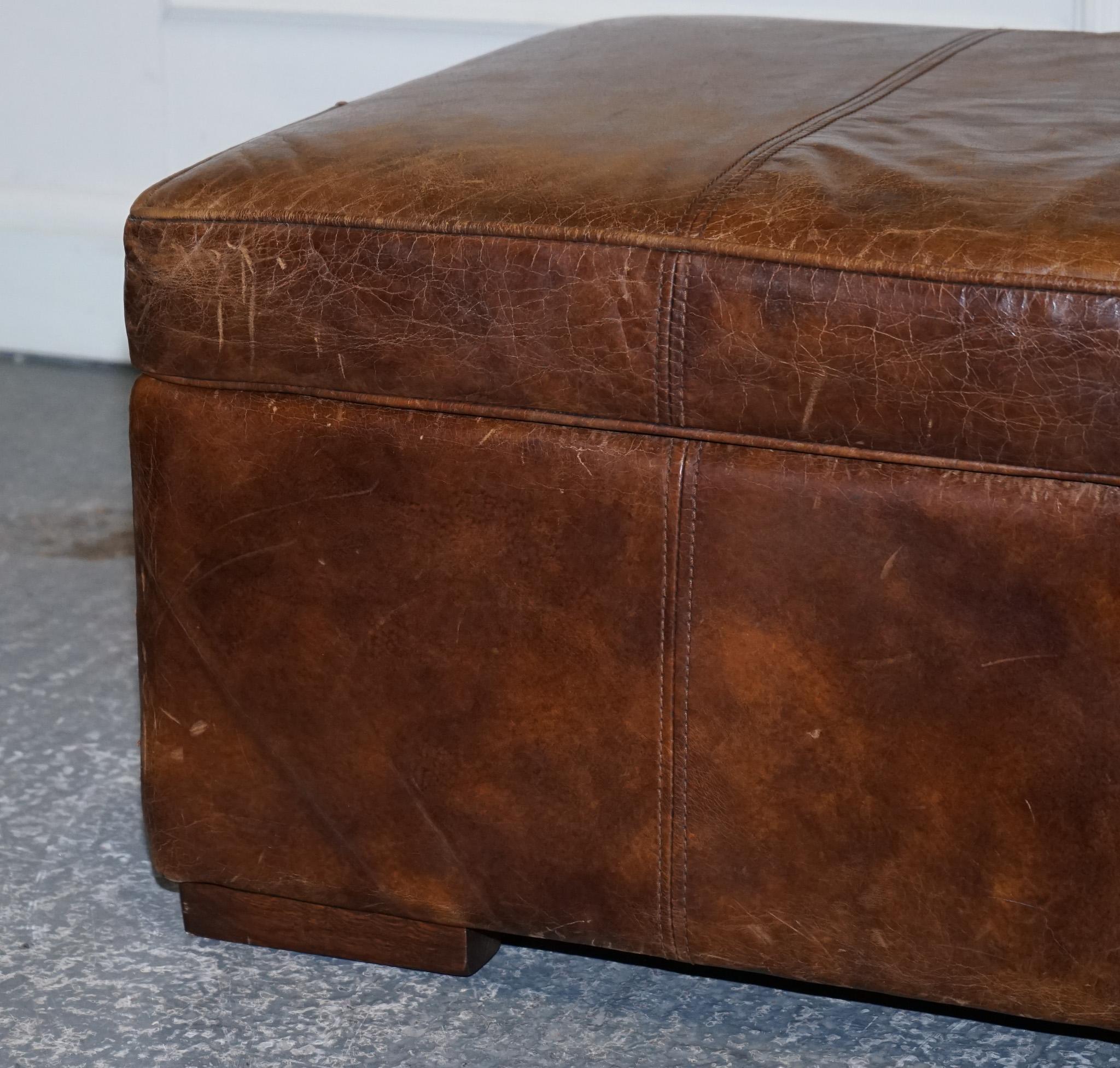 Fait main VINTAGE HALO REGGIO GROUCHO OTTOMAN FOOTSTOOL WiTH STORAGE SPACE en vente