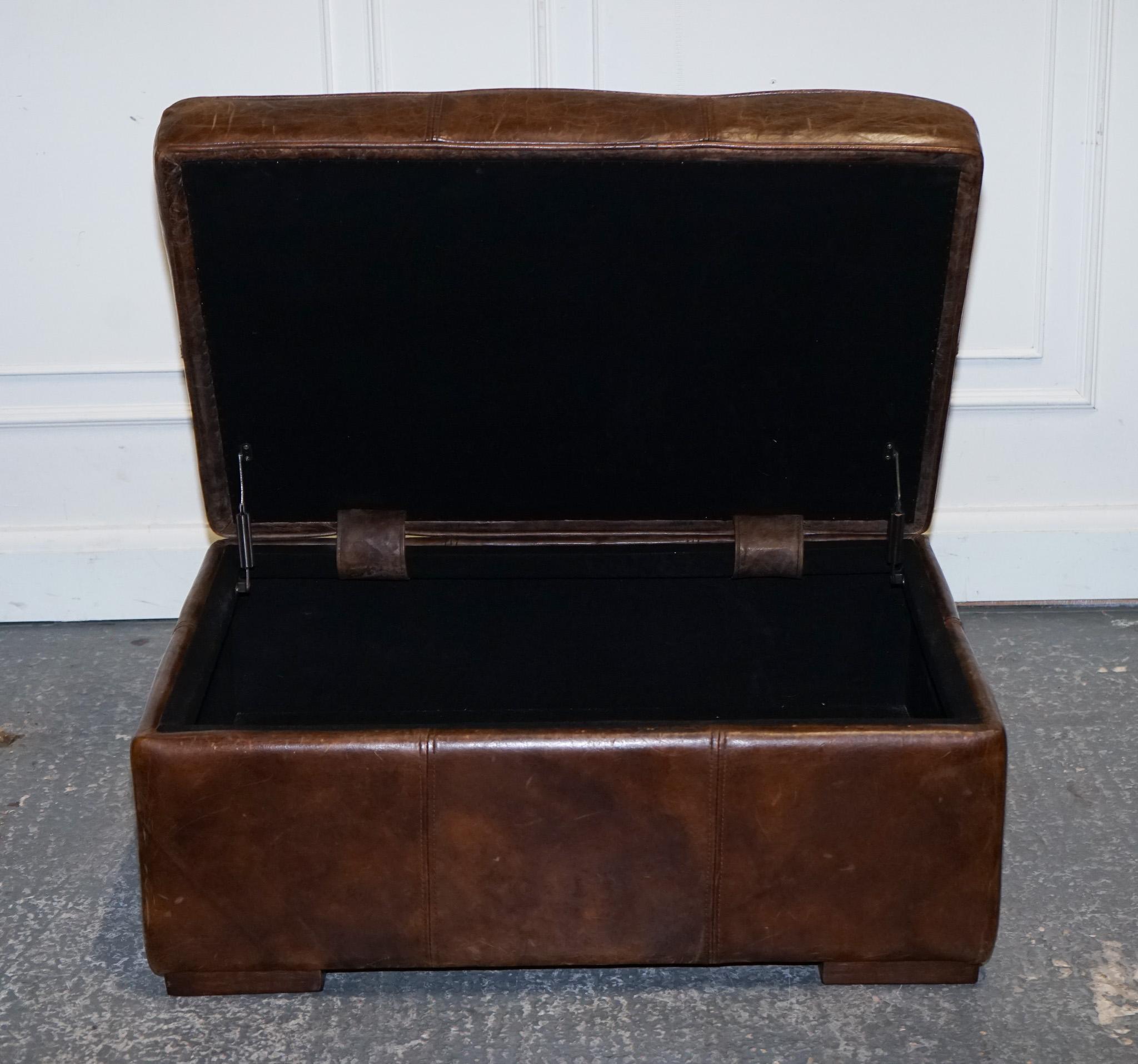 VINTAGE HALO REGGIO GROUCHO OTTOMAN FOOTSTOOL WiTH STORAGE SPACE en vente 3