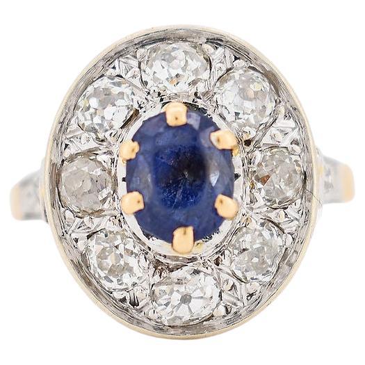 Anello Vintage Halo in oro 18 carati con zaffiro da 1,50 carati e 2 carati di diametro.