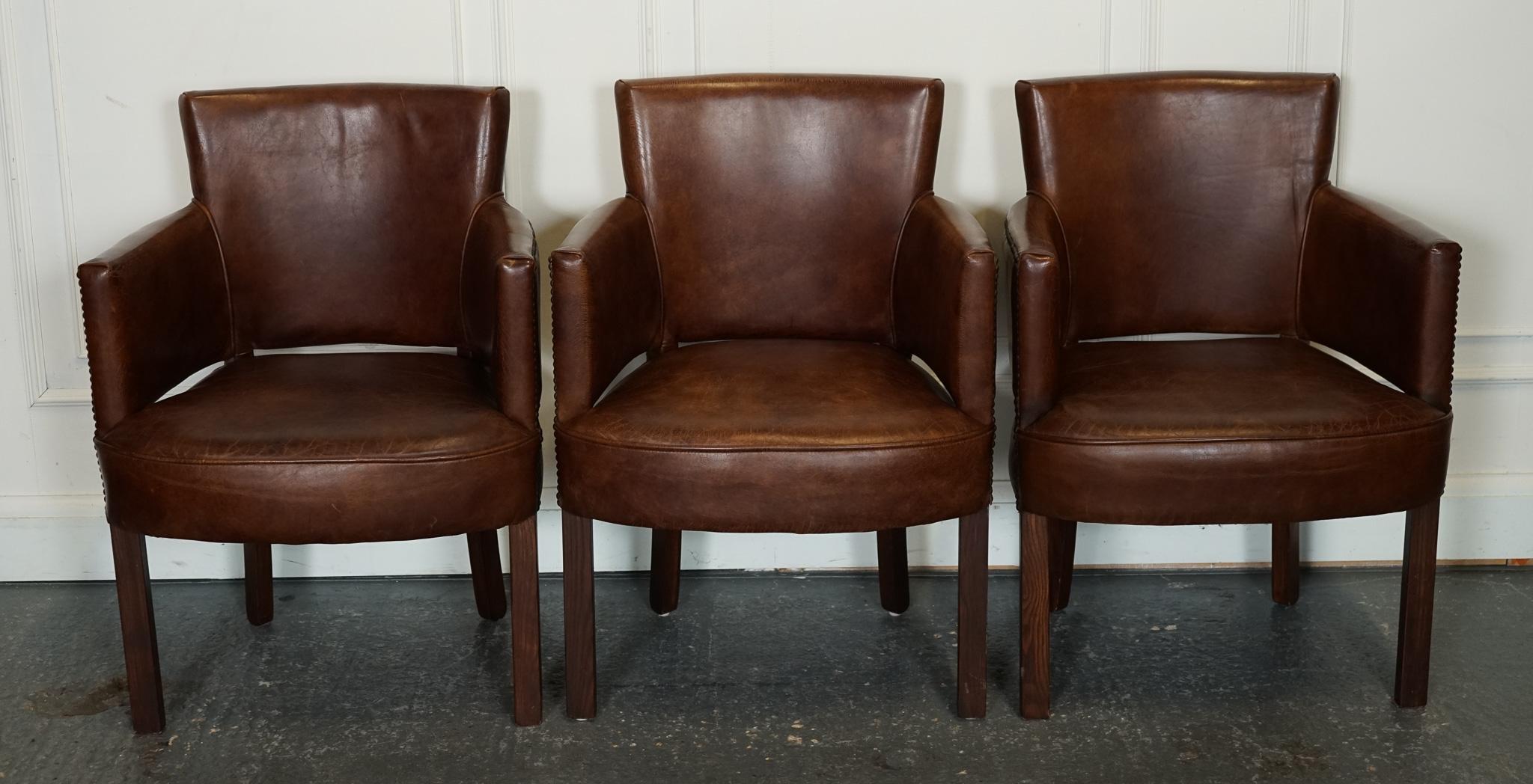 Leather VINTAGE HALO SOHO TIMOTHY OULTON SET OF SIX LEATHER DINING CHAiRS BRASS STUDS