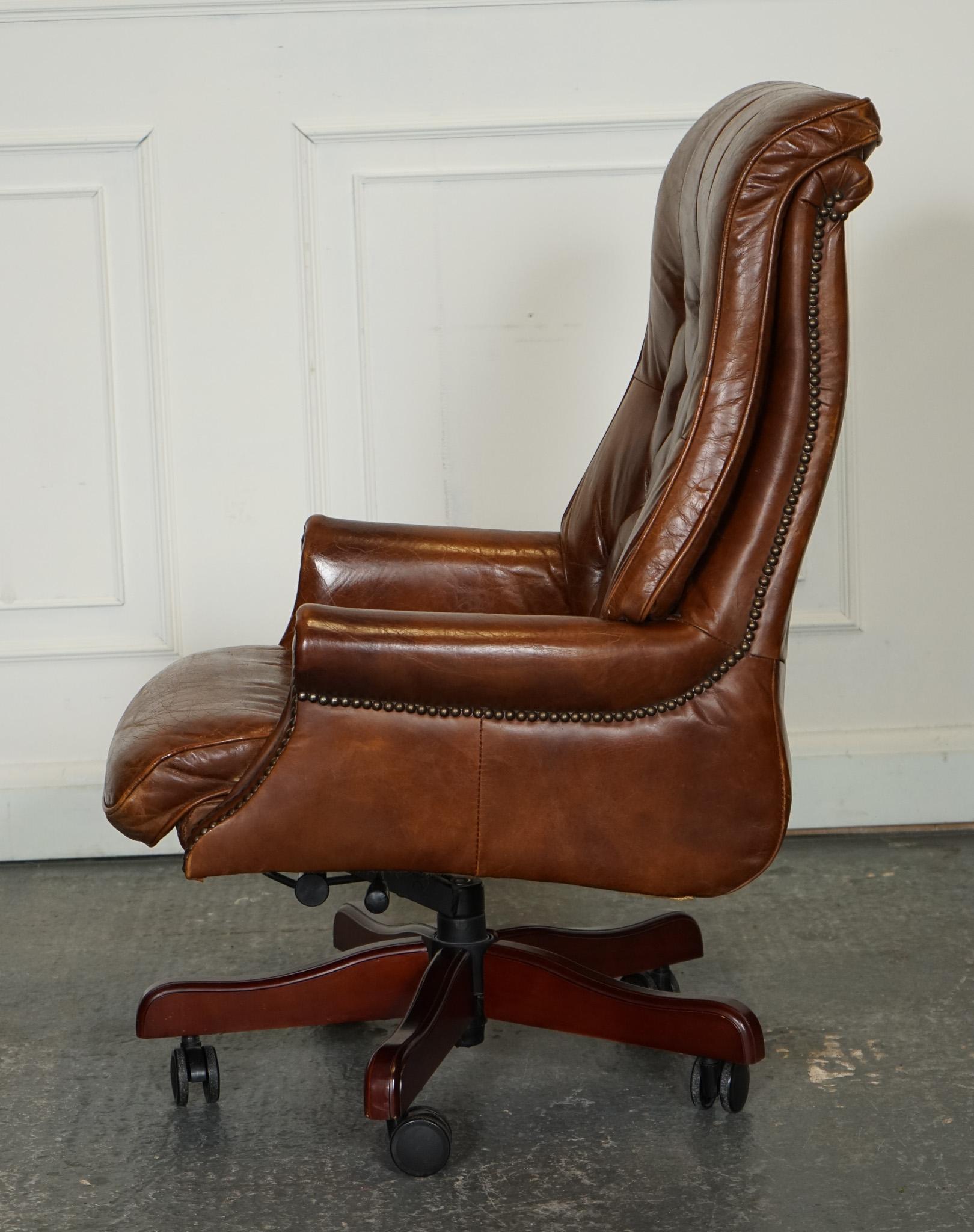 VINTAGE HALO Style SWIVEL OFFICE CHAiR VERY COMFORTABLE (Handgefertigt)