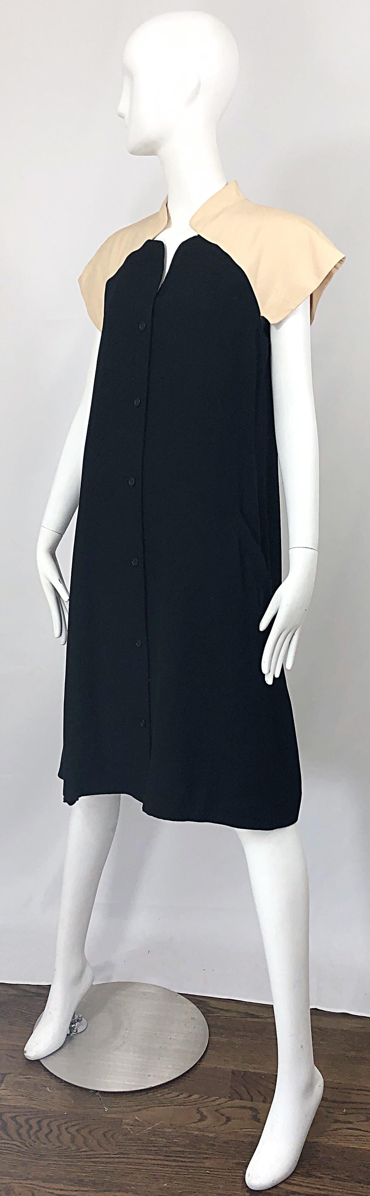 Vintage Halston 1970s Optical Illusion Black + Khaki 70s Trapeze Dress For Sale 5