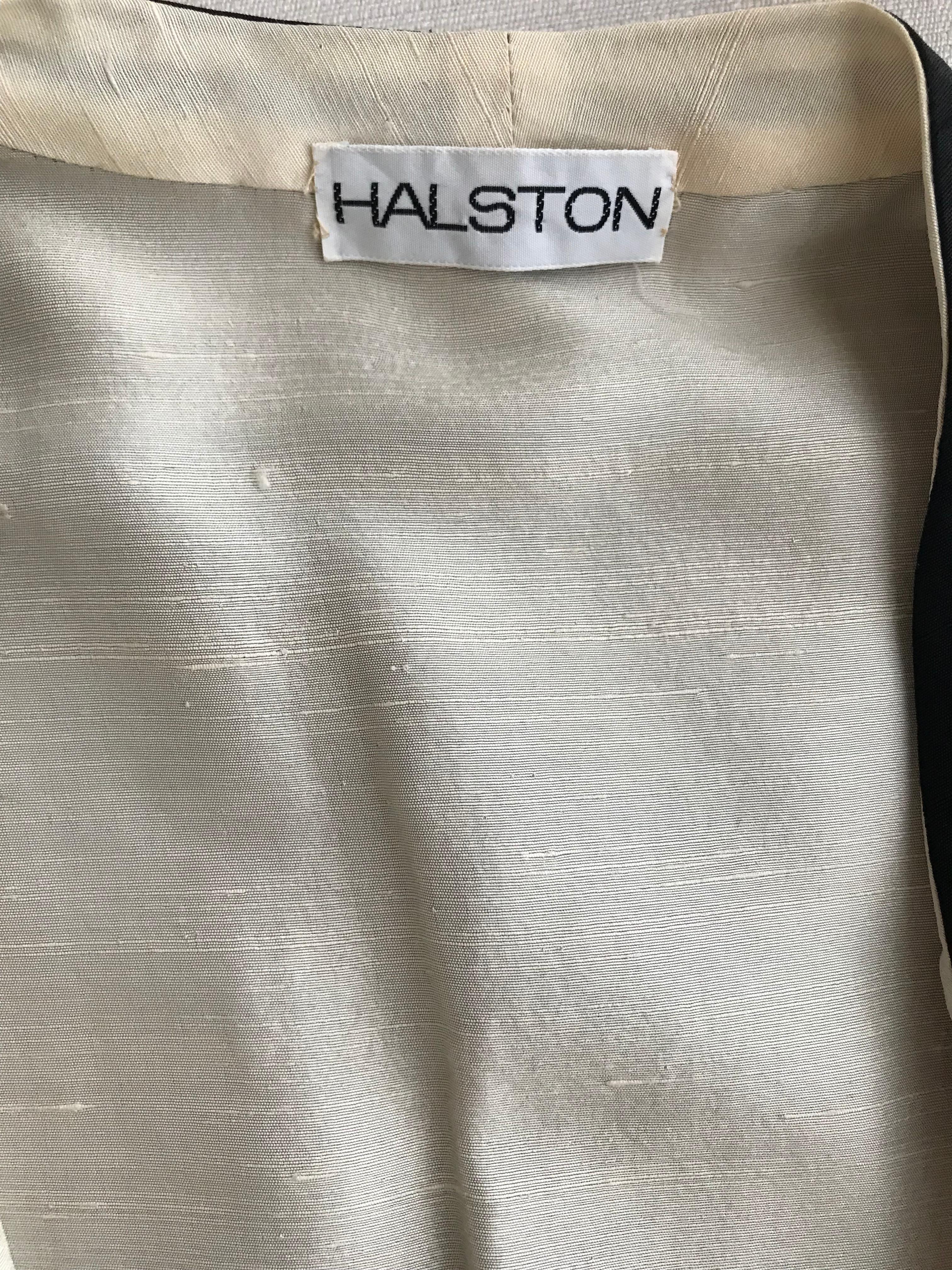 Vintage HALSTON Black and Creme Silk Wrap Dress with Sash In Excellent Condition In Beverly Hills, CA