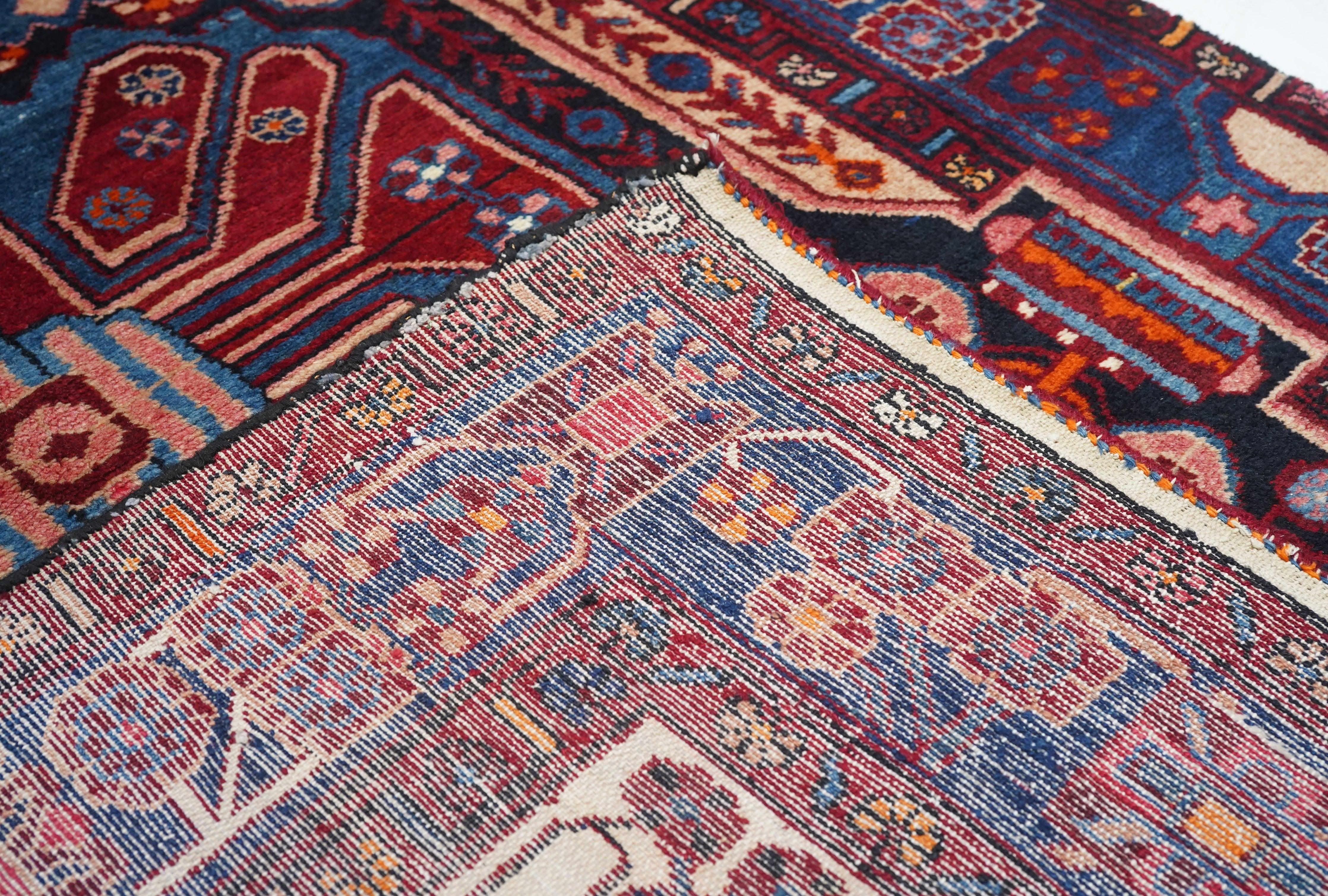 Hamadan-Teppich im Vintage-Stil 5'0'' x 8'2'' im Angebot 3