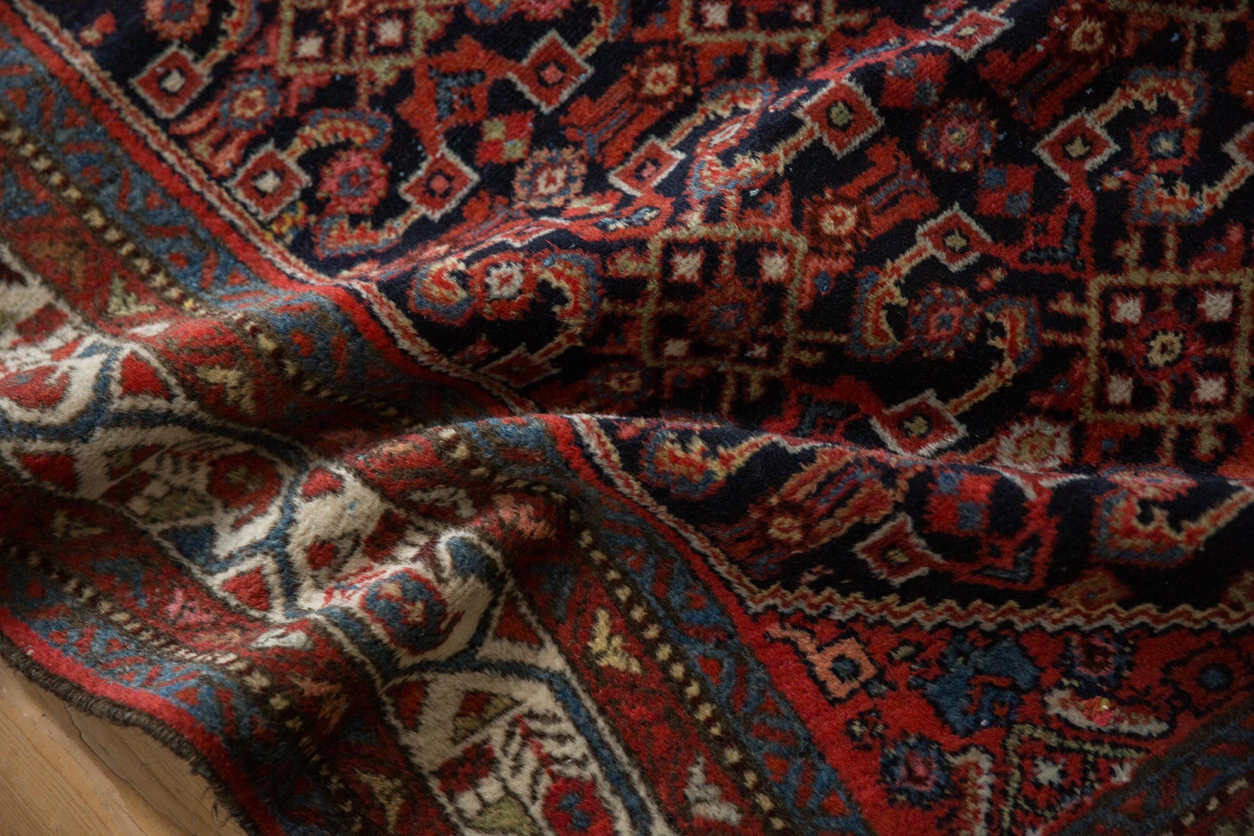 Vintage Hamadan Rug For Sale 1