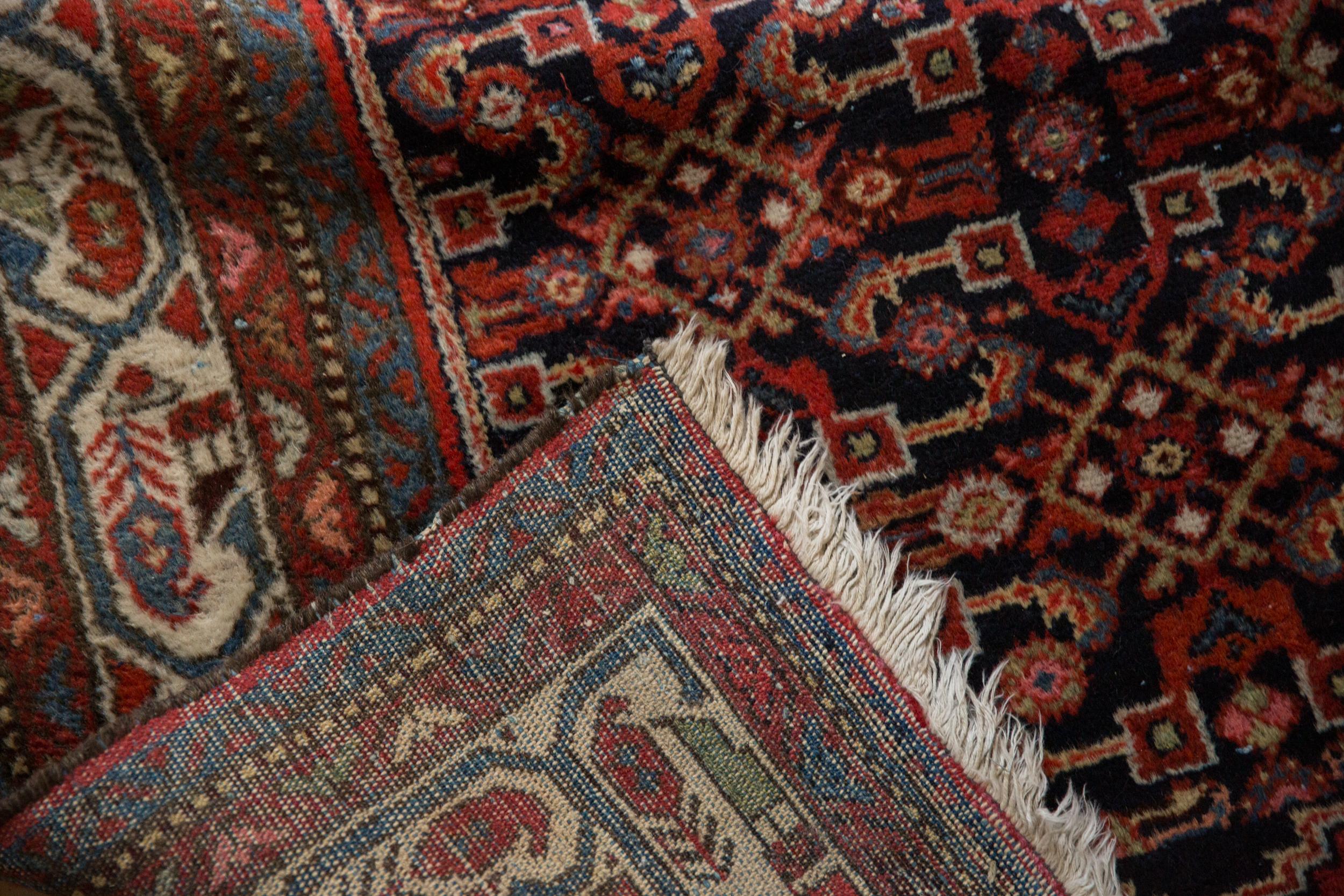Vintage Hamadan Rug For Sale 2
