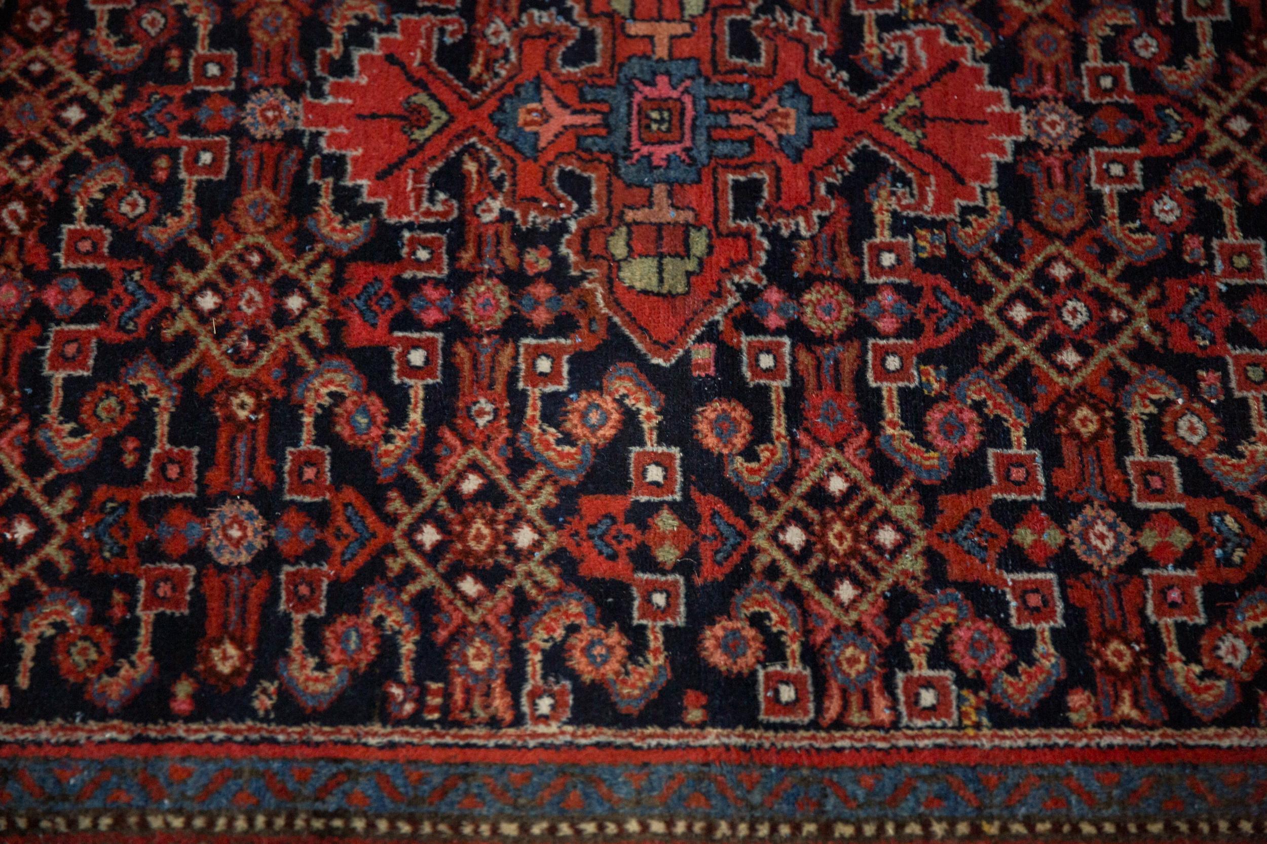 Vintage Hamadan Rug In Good Condition For Sale In Katonah, NY