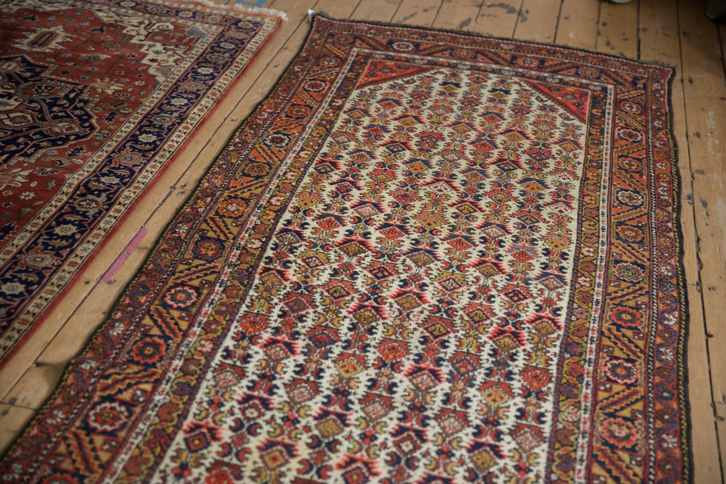 Vintage Hamadan Teppich Läufer (Mitte des 20. Jahrhunderts) im Angebot
