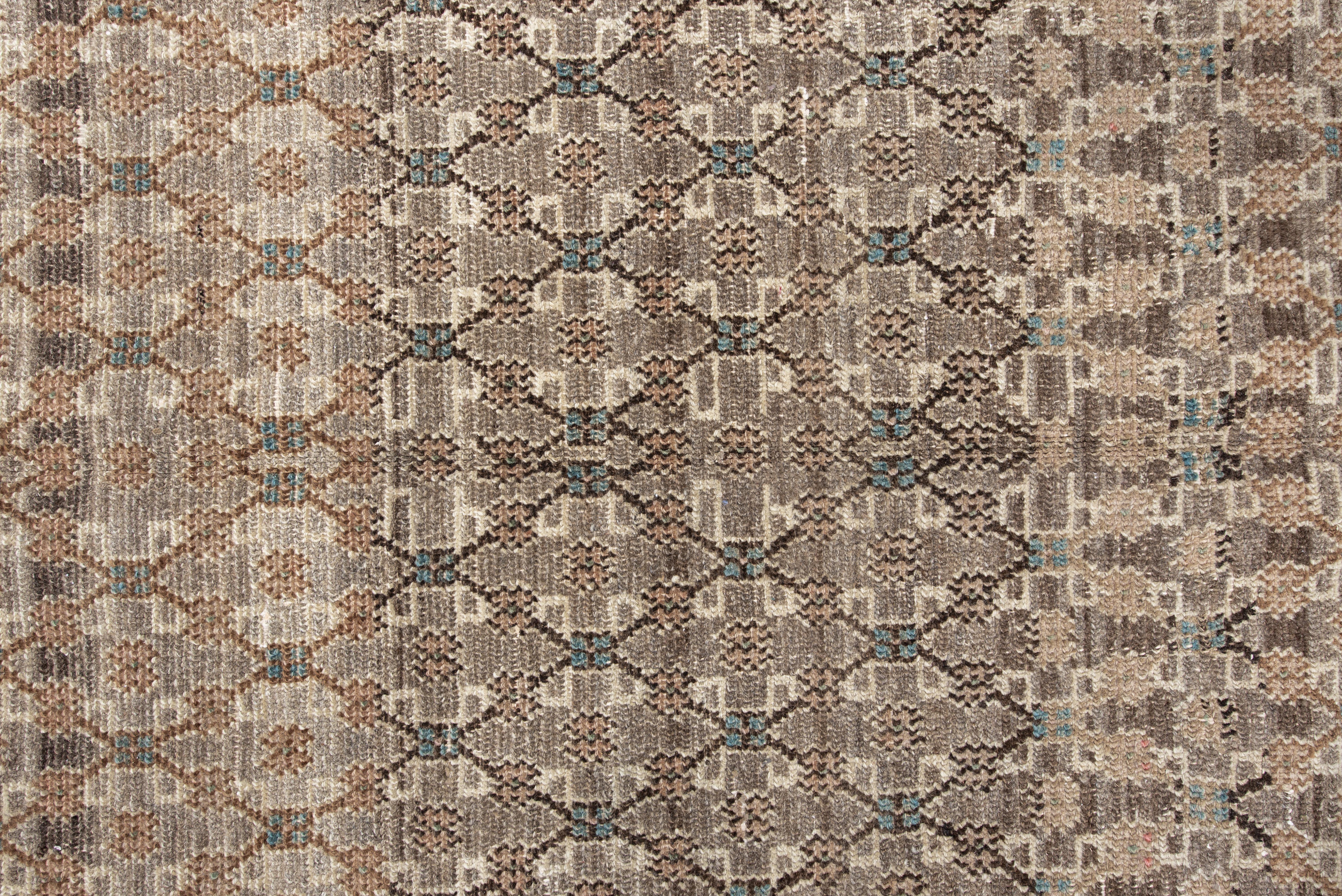 Vintage Hamadan Rug with Faded Mocha Field and Rosy Floral Border For Sale 1