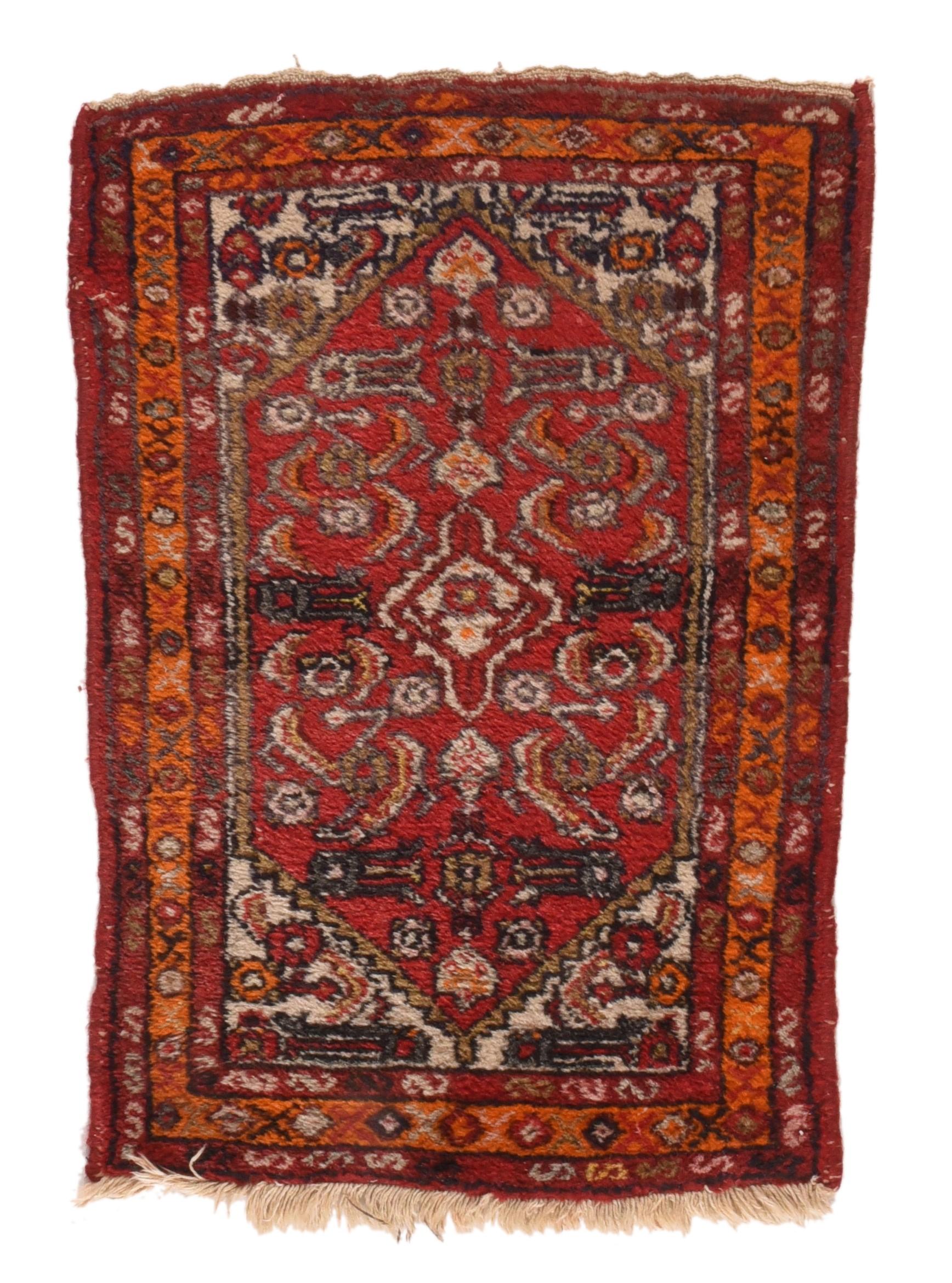 Vintage Hamedan Rug 1'10'' x 2'8'' In Good Condition For Sale In New York, NY