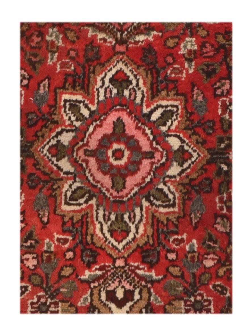 Vintage Hamedan Rug In Good Condition For Sale In New York, NY
