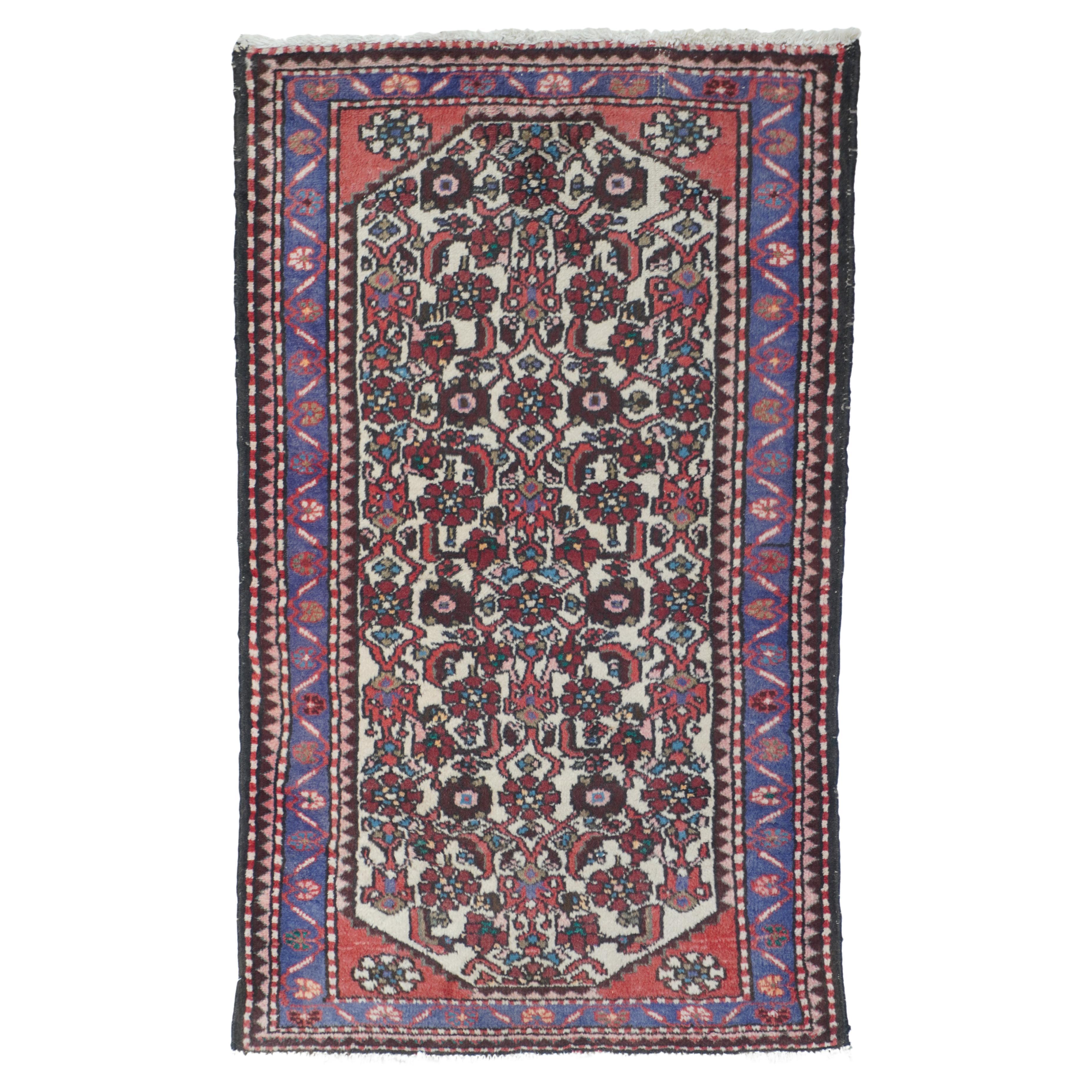 Vintage Hamedan Rug 2'6'' x 4'4''