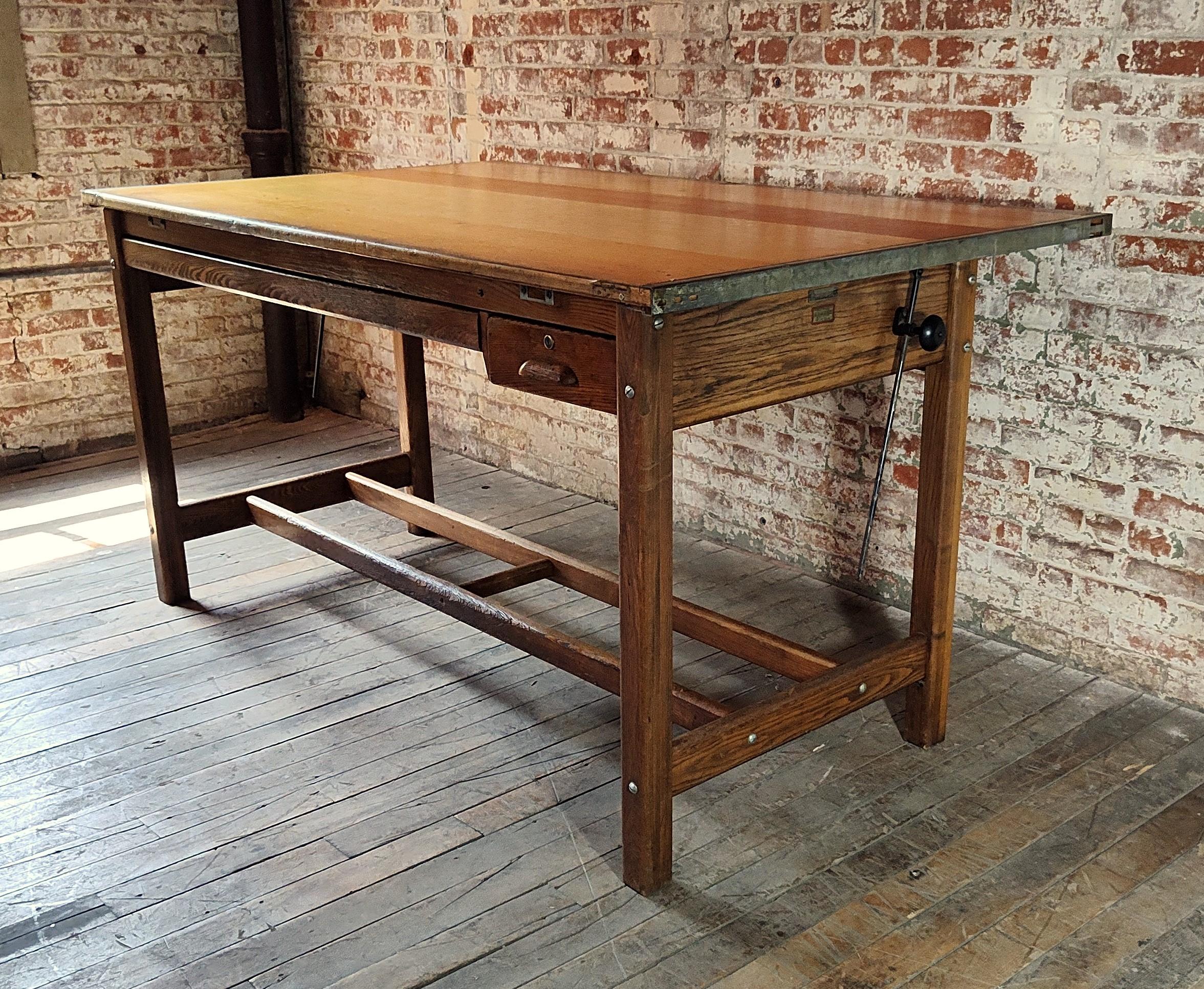 Vintage Hamilton Zeichnung Tisch / Schreibtisch 7