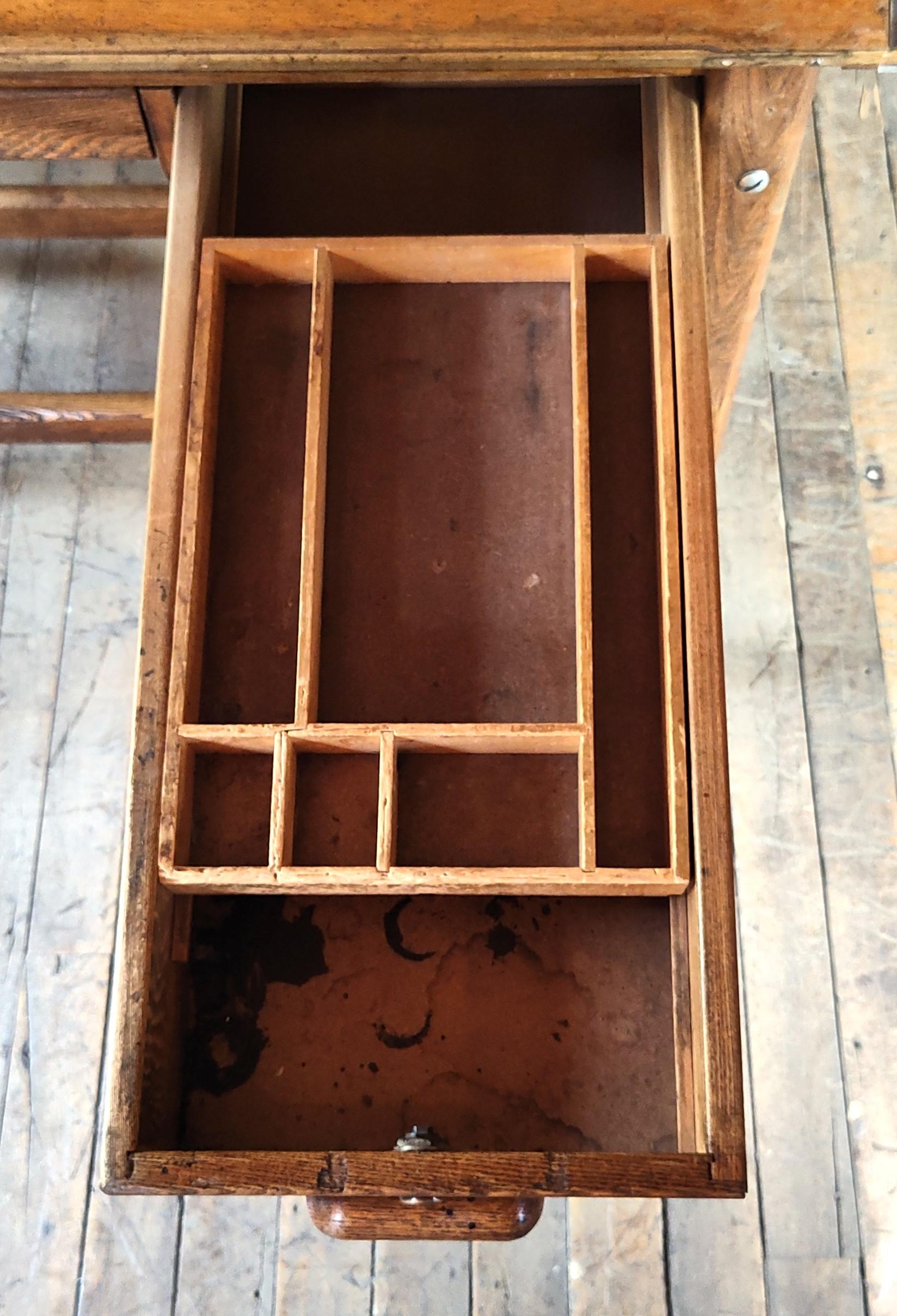 Vintage Hamilton Zeichnung Tisch / Schreibtisch 2