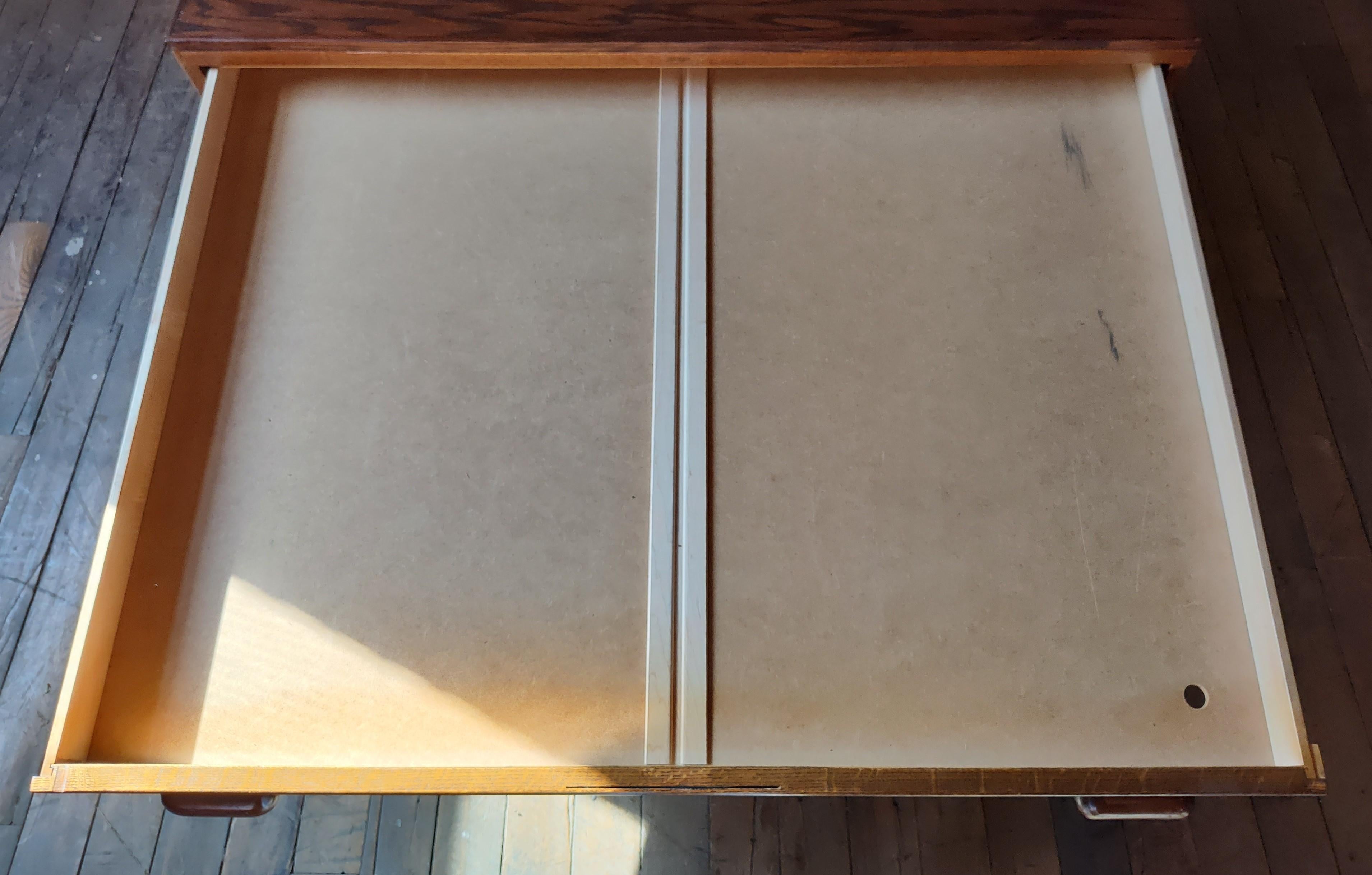 Table basse Hamilton Flat File vintage en vente 8
