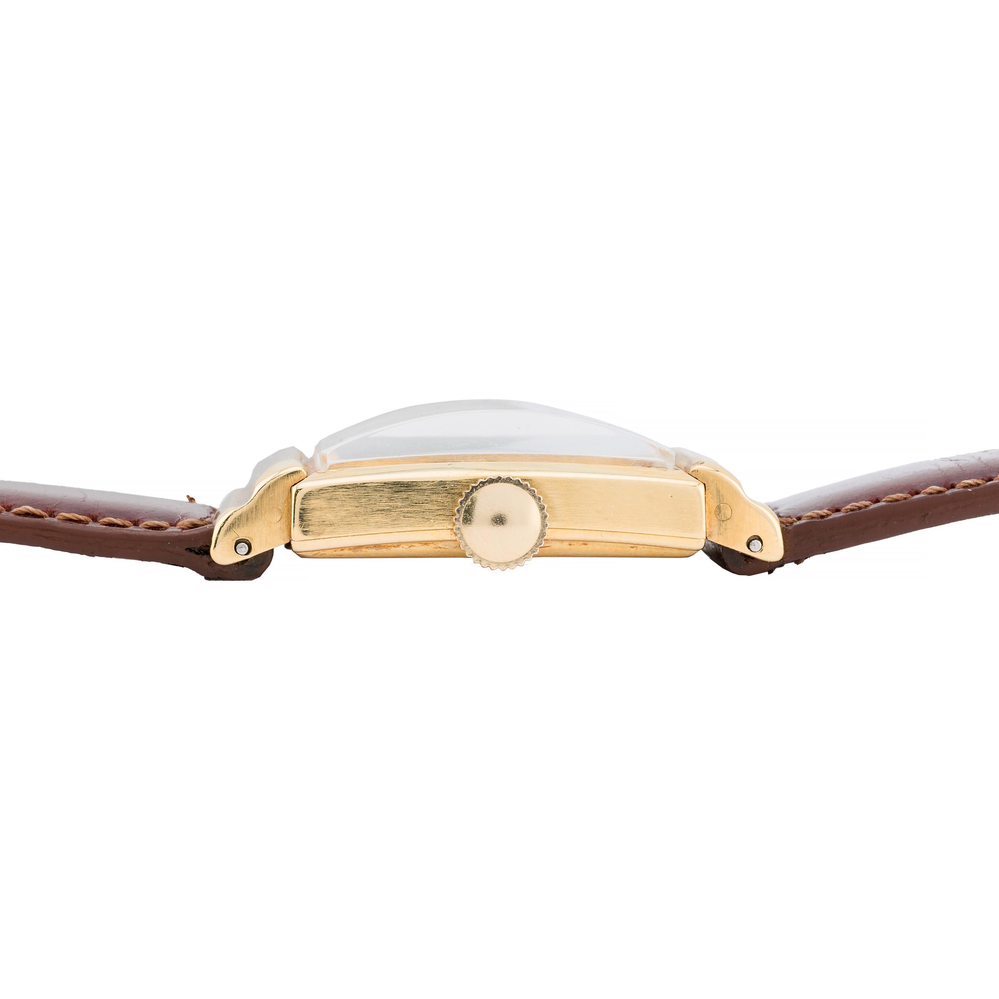 Men's Vintage Hamilton Gordon 18 Karat Gold Tank Shaped Mens Wrist Watch