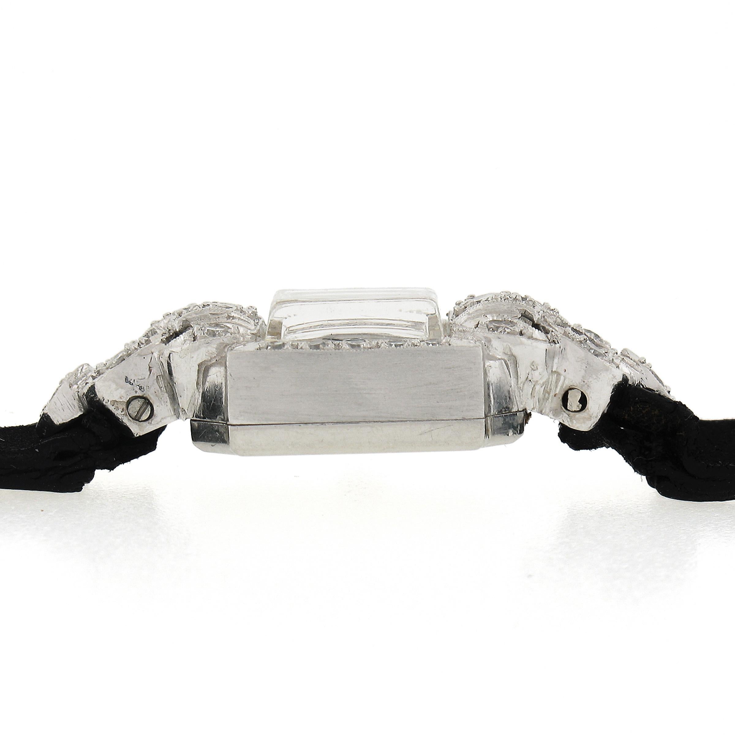 Hamilton Montre-bracelet fantaisie vintage pour femme en platine avec diamants 0,45 carat en vente 2