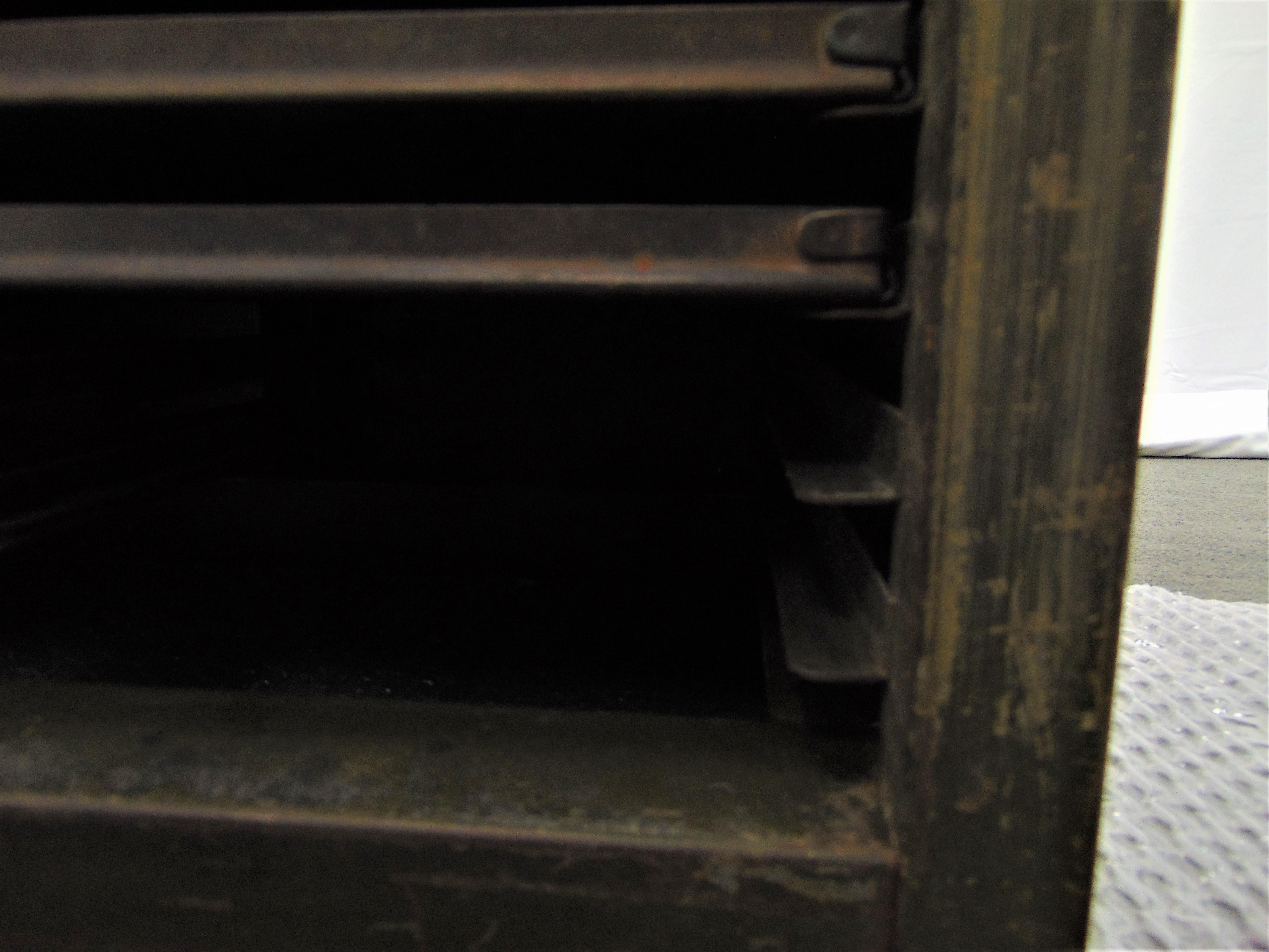 Vintage Hamilton Steel Printmaker's Storage Cabinet In Good Condition For Sale In Tulsa, OK