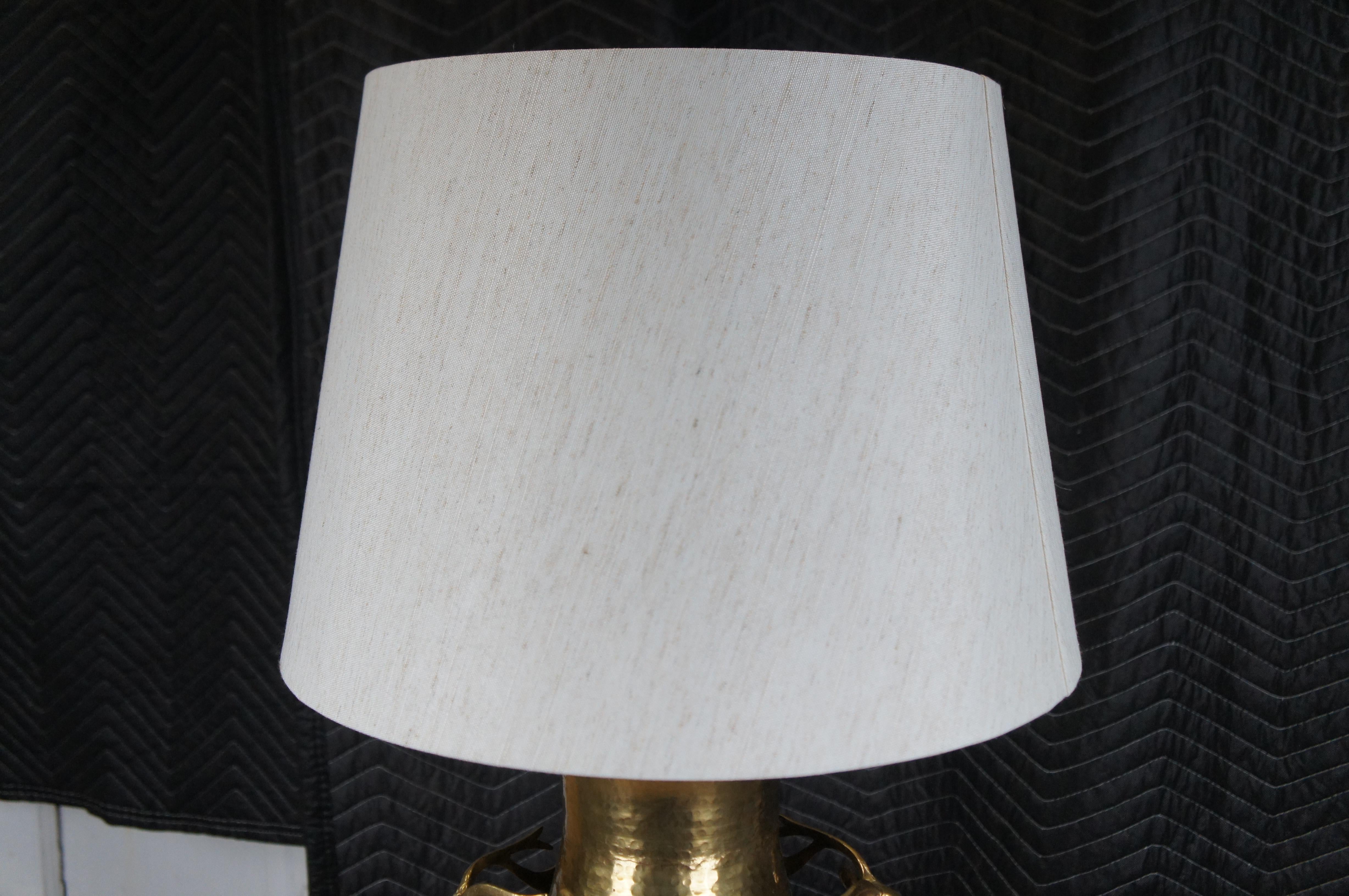 Vintage Hammered Brass Deer Stag Head Handled Urn Vase Table Lamp & Shade 27