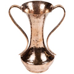Urna Vintage de Cobre Martillado, Recién Pulida
