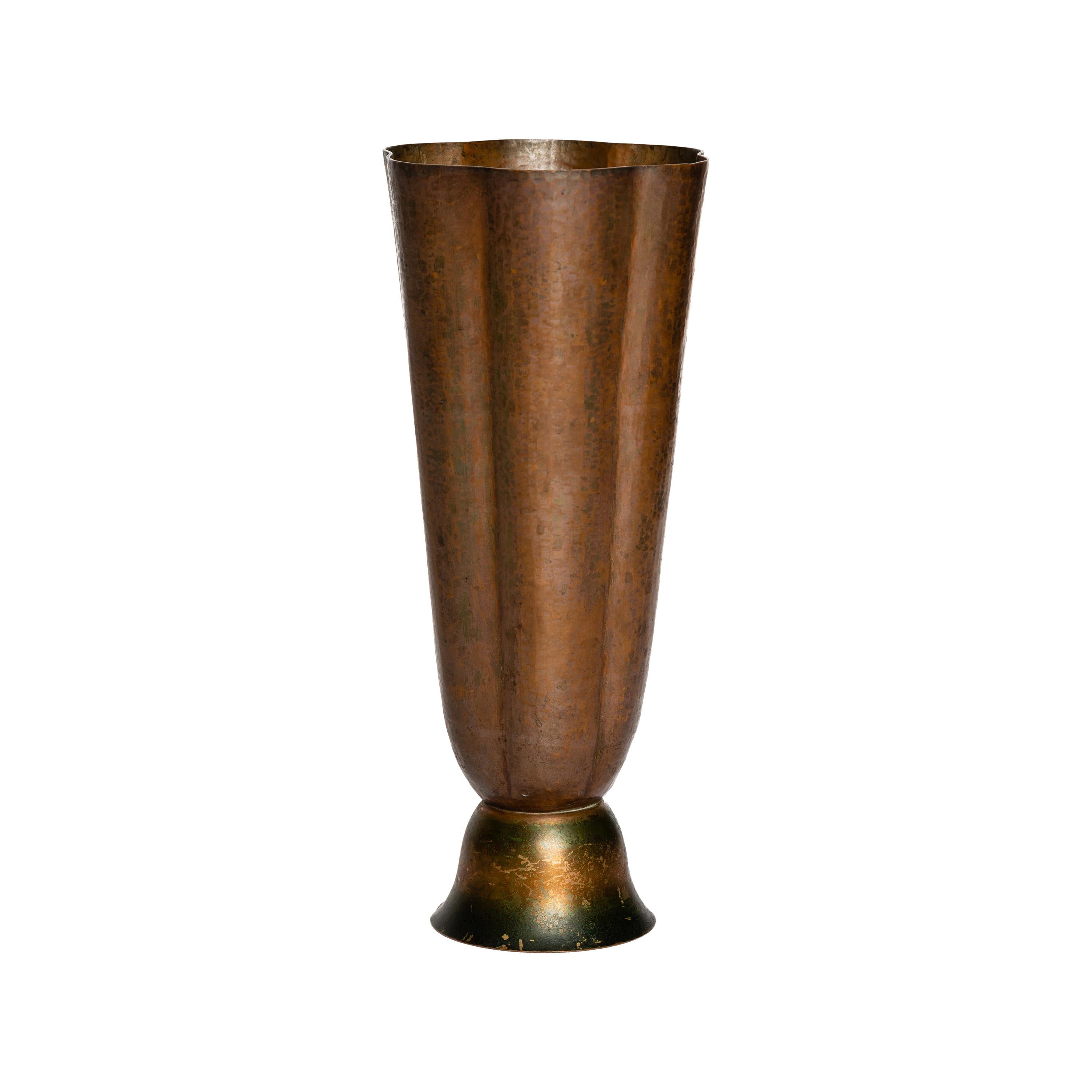 Vintage Hammered Copper Vase, Angelo Molignoni, Early 20th century