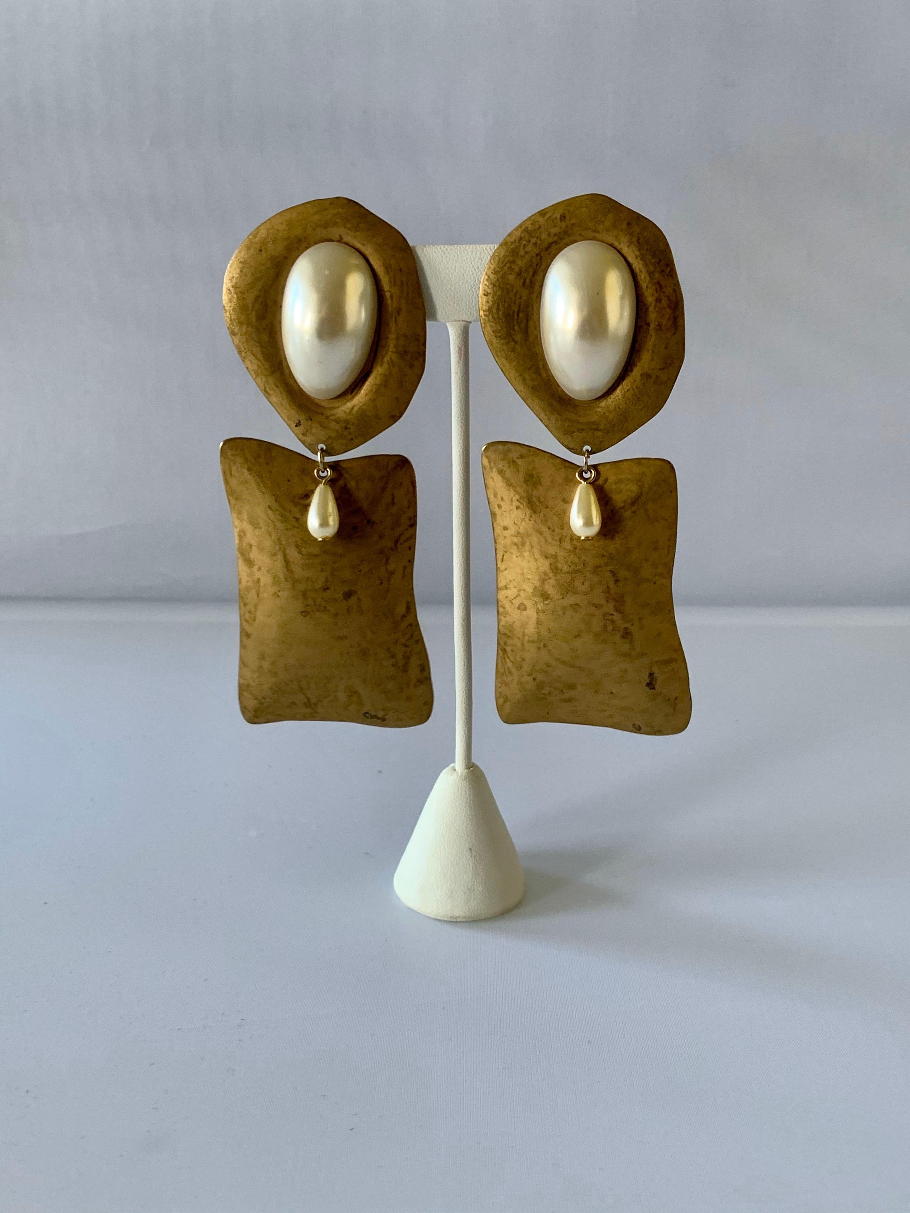 Contemporary Vintage Hammered Gilt Pearl Statement Earrings 