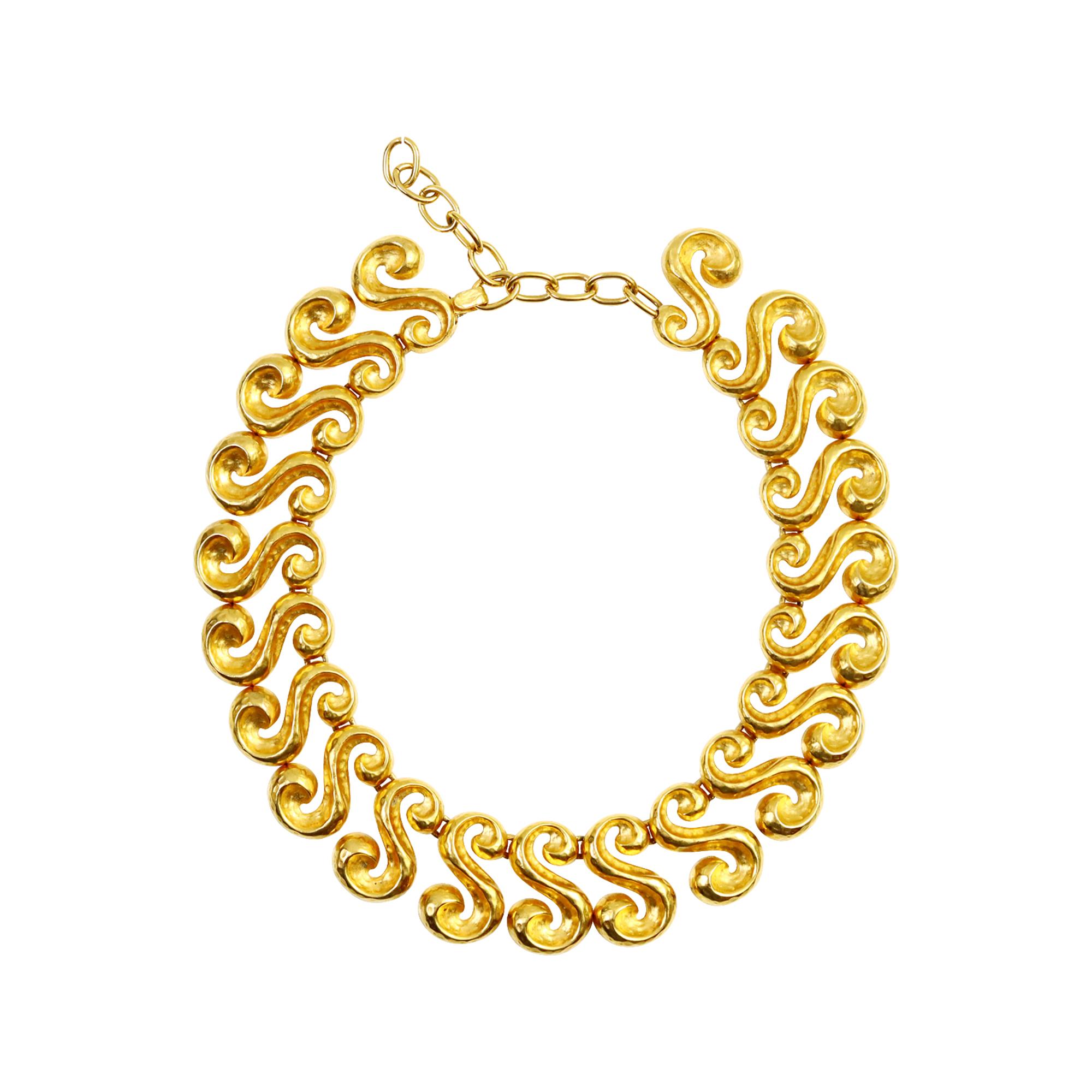 Women's or Men's Vintage Hammered Gold Tone Swirl Shape Necklace Circa 1980s For Sale