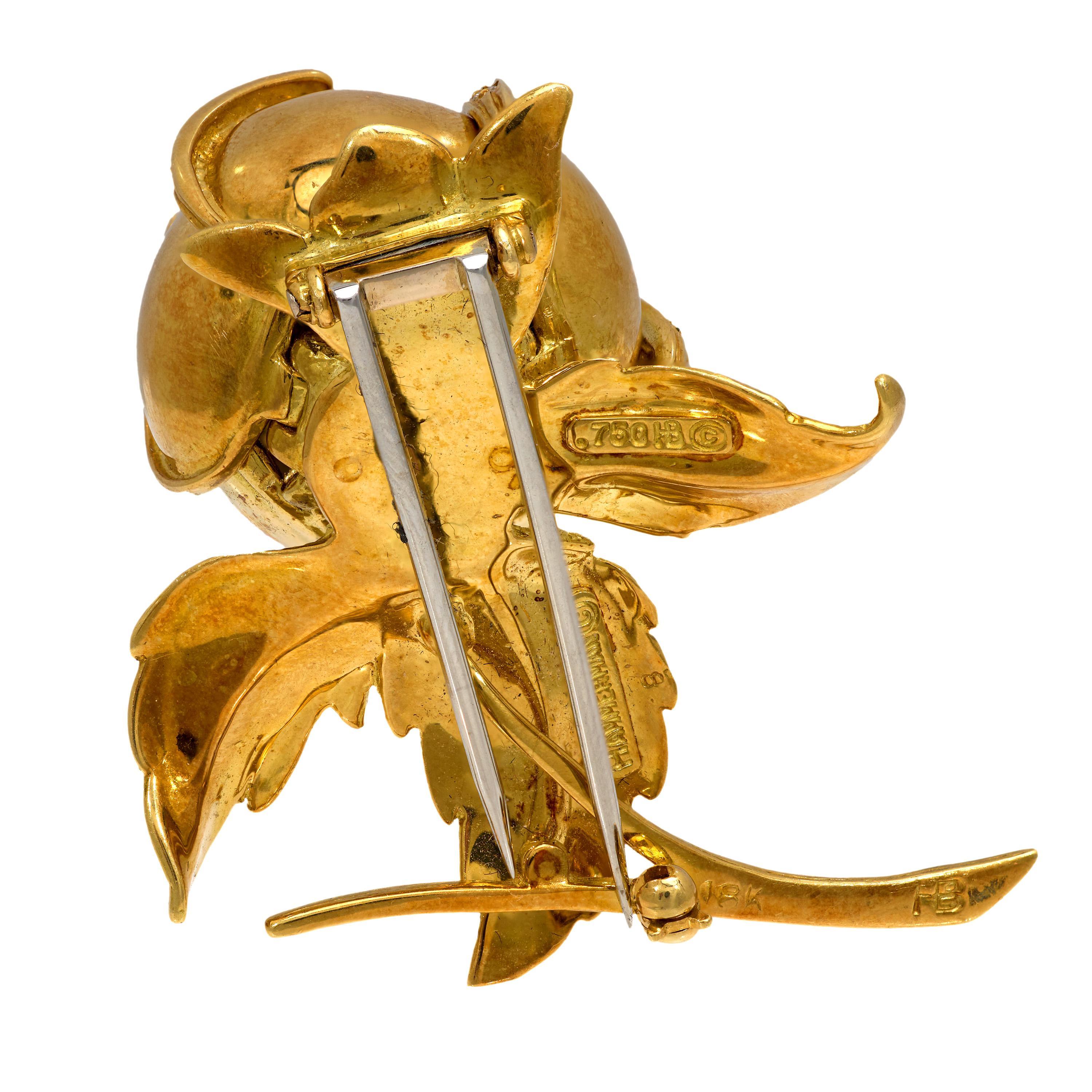 Women's Vintage Hammerman Brothers 1.40 carat diamond 18k yellow gold rose brooch For Sale