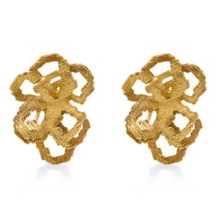 Vintage Hammerman Brothers 18k yellow gold floral earrings