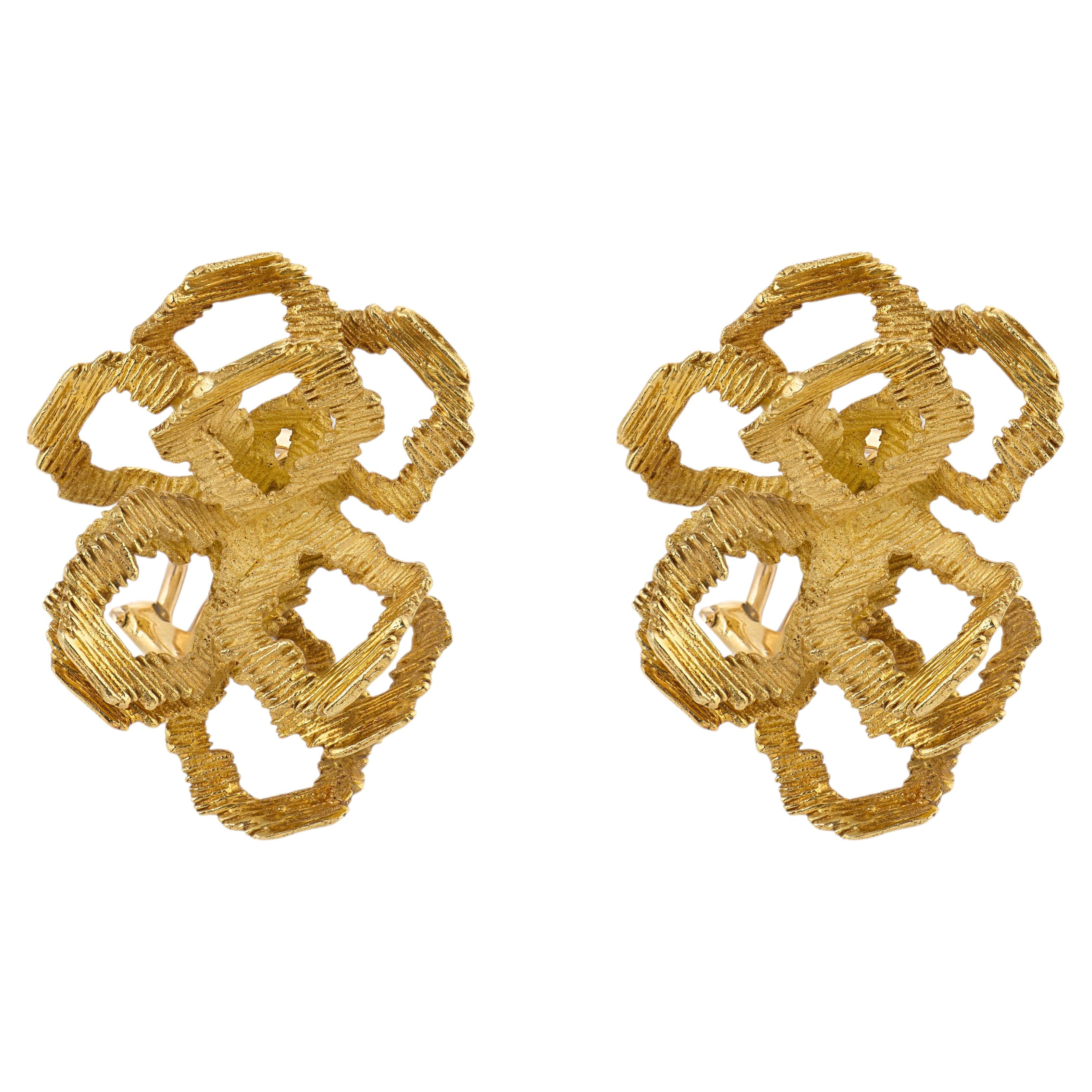 Vintage Hammerman Brothers 18k yellow gold floral earrings