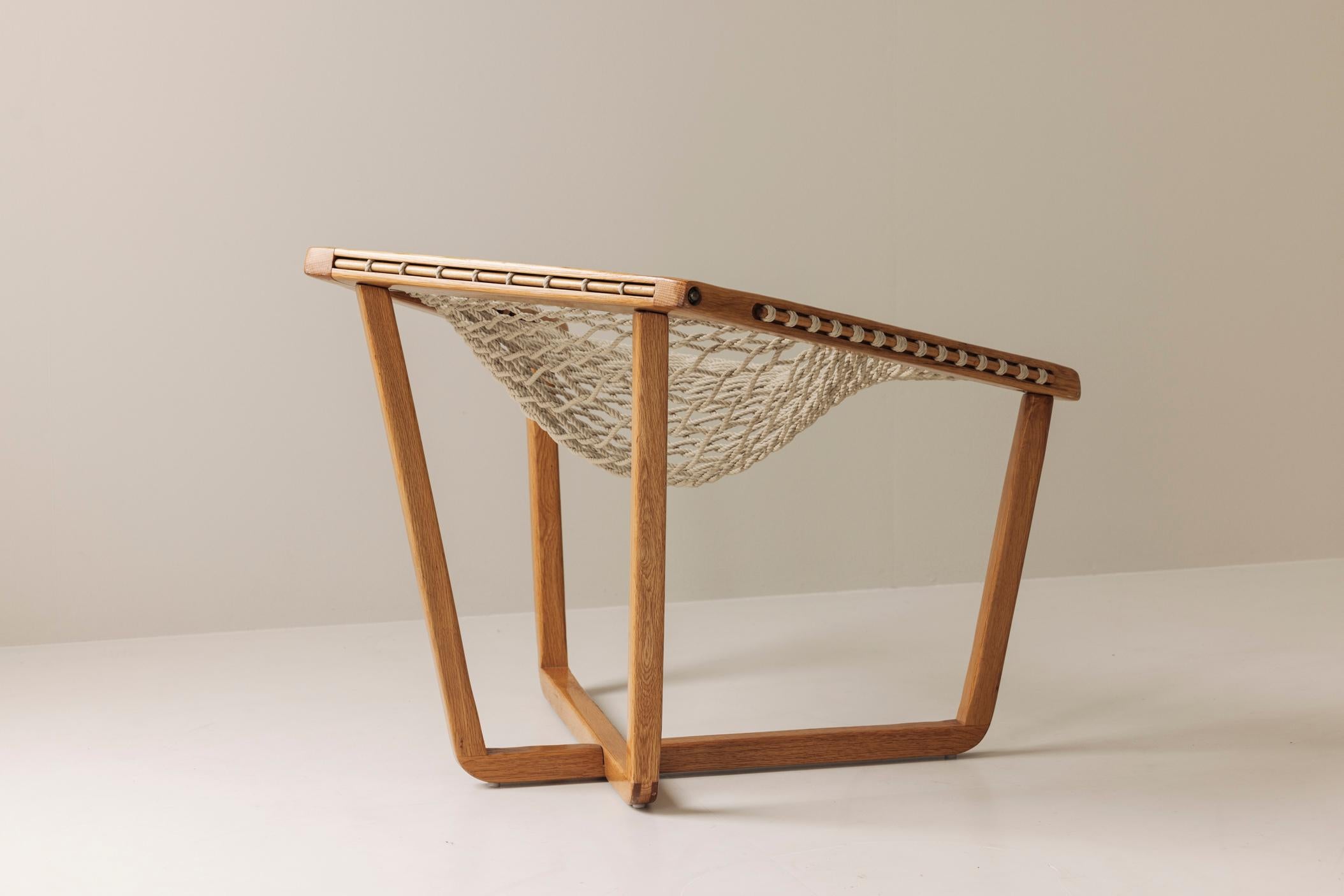 Svedese Vintage Hammock / rope lounge chair in blond oak, Sweden 1970s in vendita