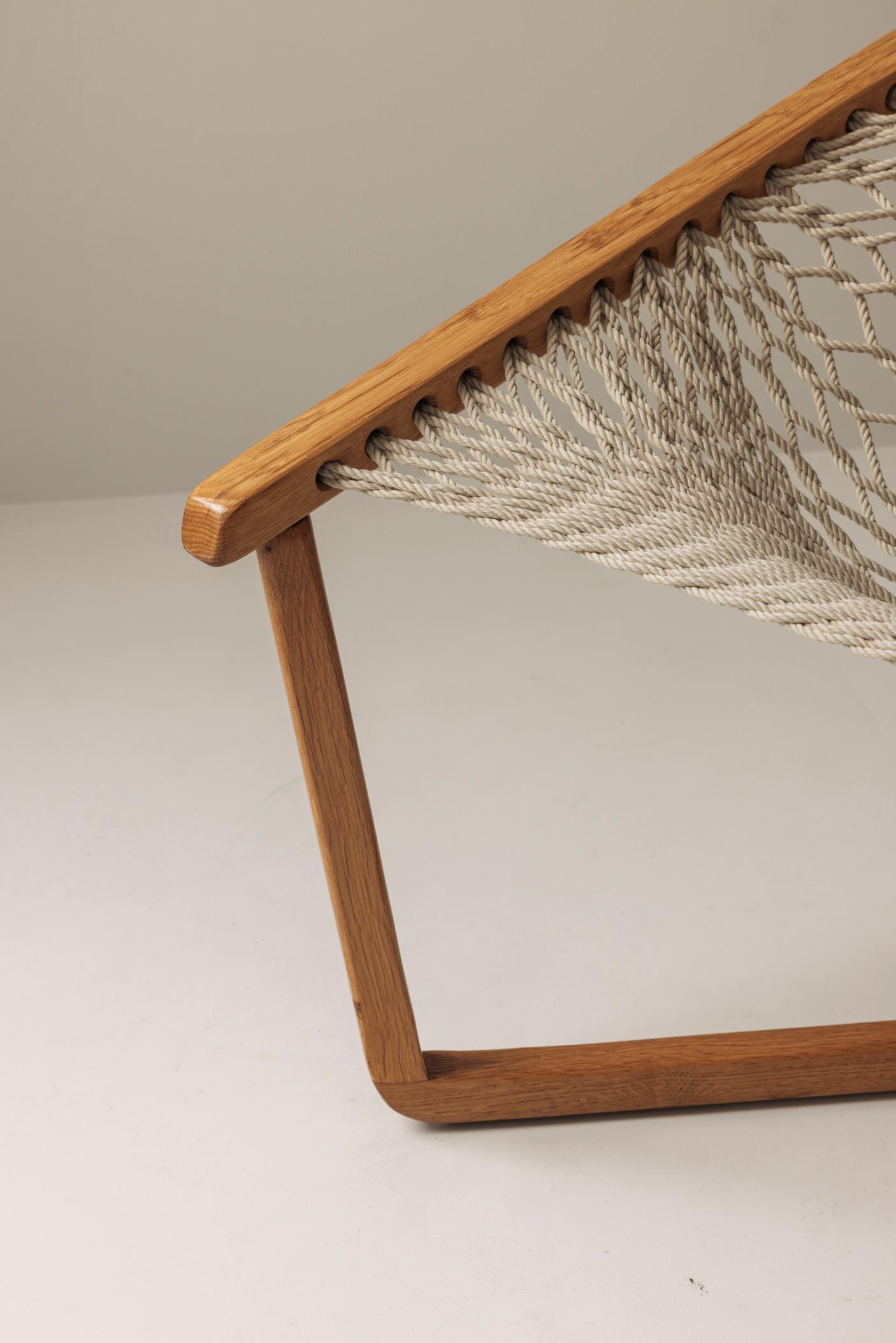 Vintage Hammock / rope lounge chair in blond oak, Sweden 1970s in vendita 1
