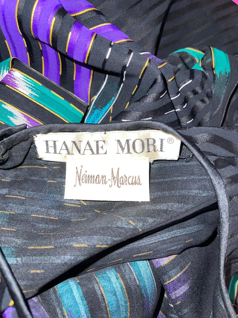 Purple Vintage Hanae Mori Neiman Marcus Size 10 1980s Abstract Print 80s Silk Dress For Sale