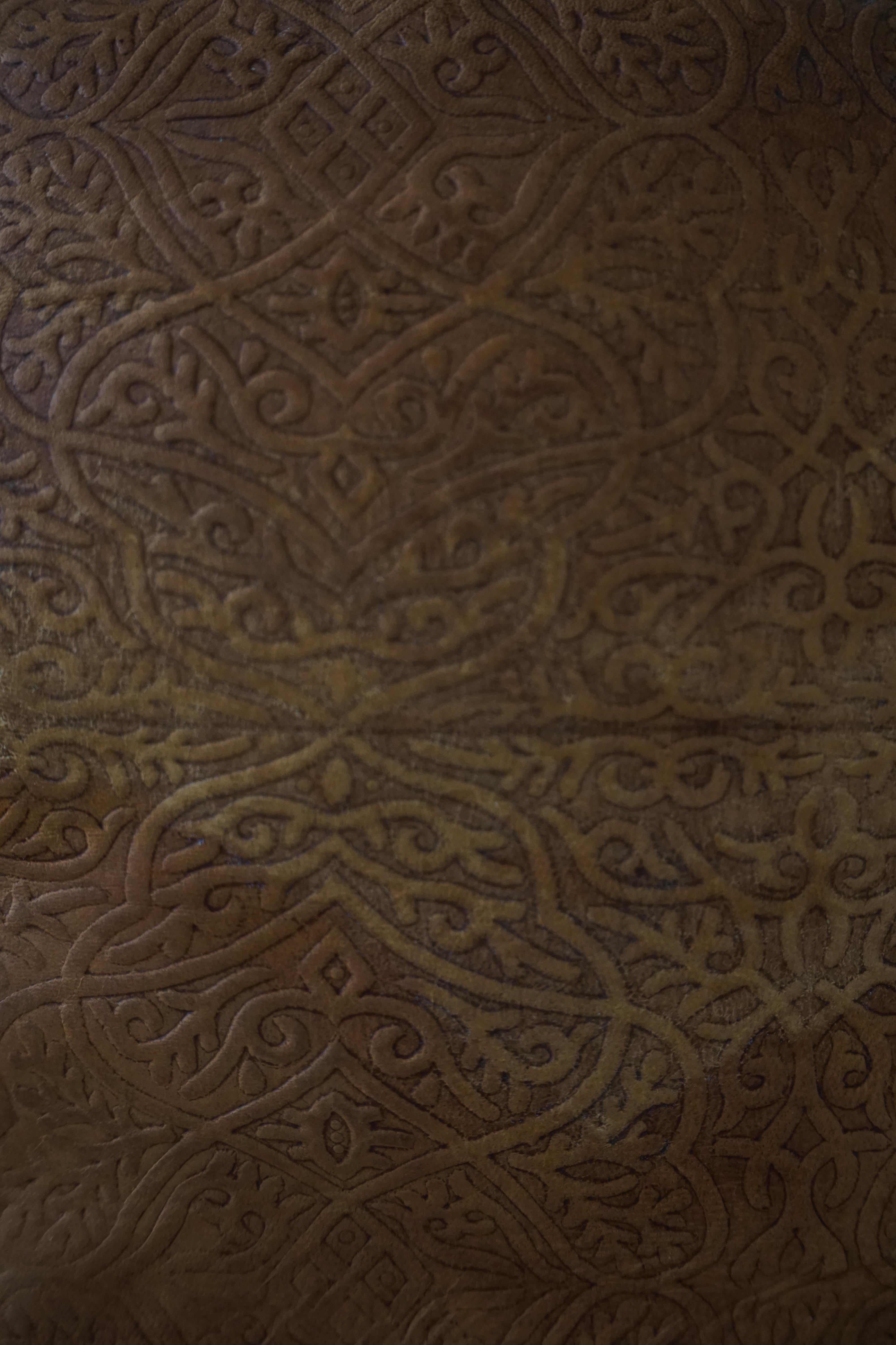 Pouf marocain vintage en cuir de haute qualité avec broderie complexe, 1970 en vente 3