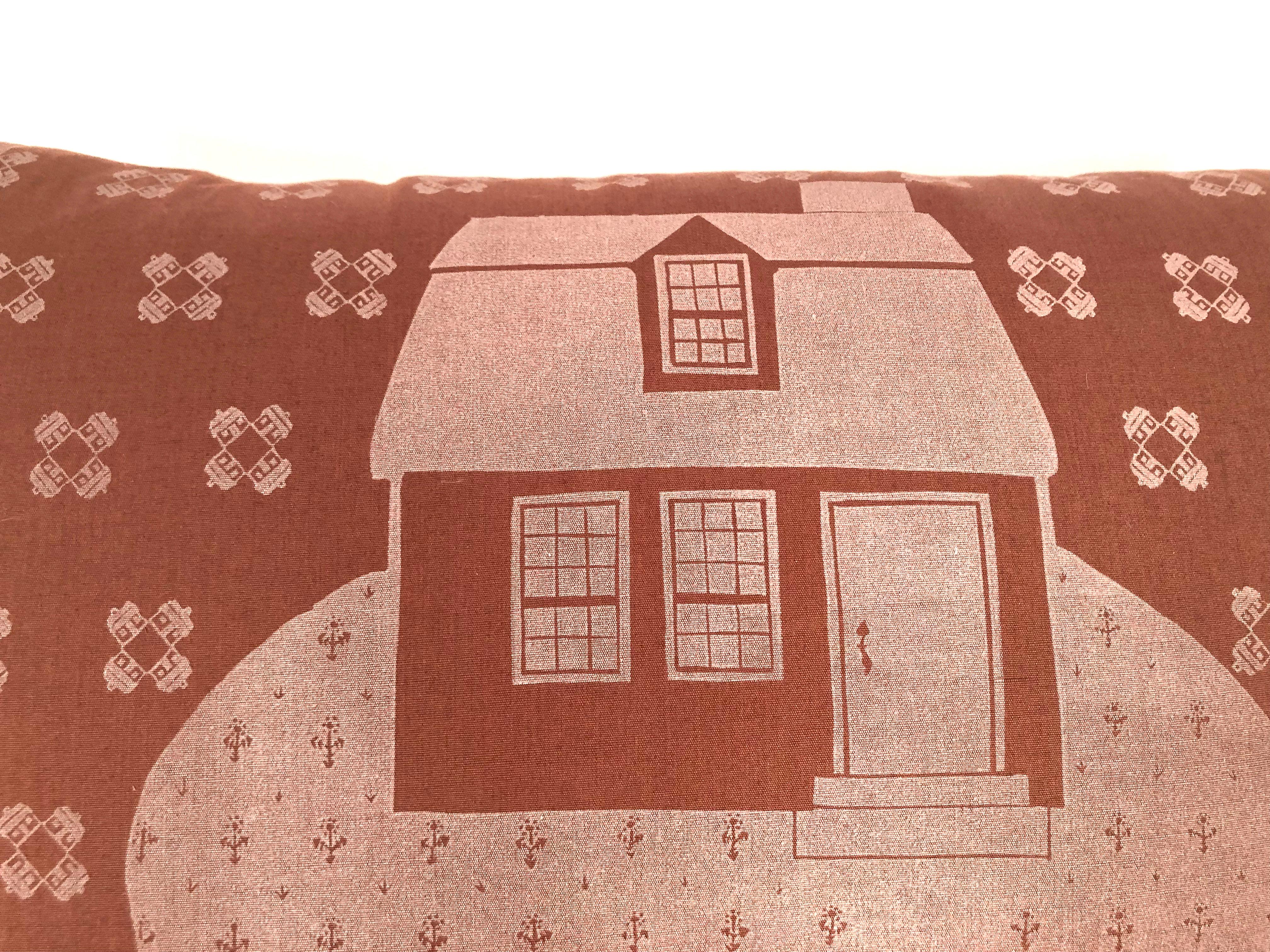 American Vintage Hand Block Printed Folly Cove Designers 'Story and a Half House' Pillow