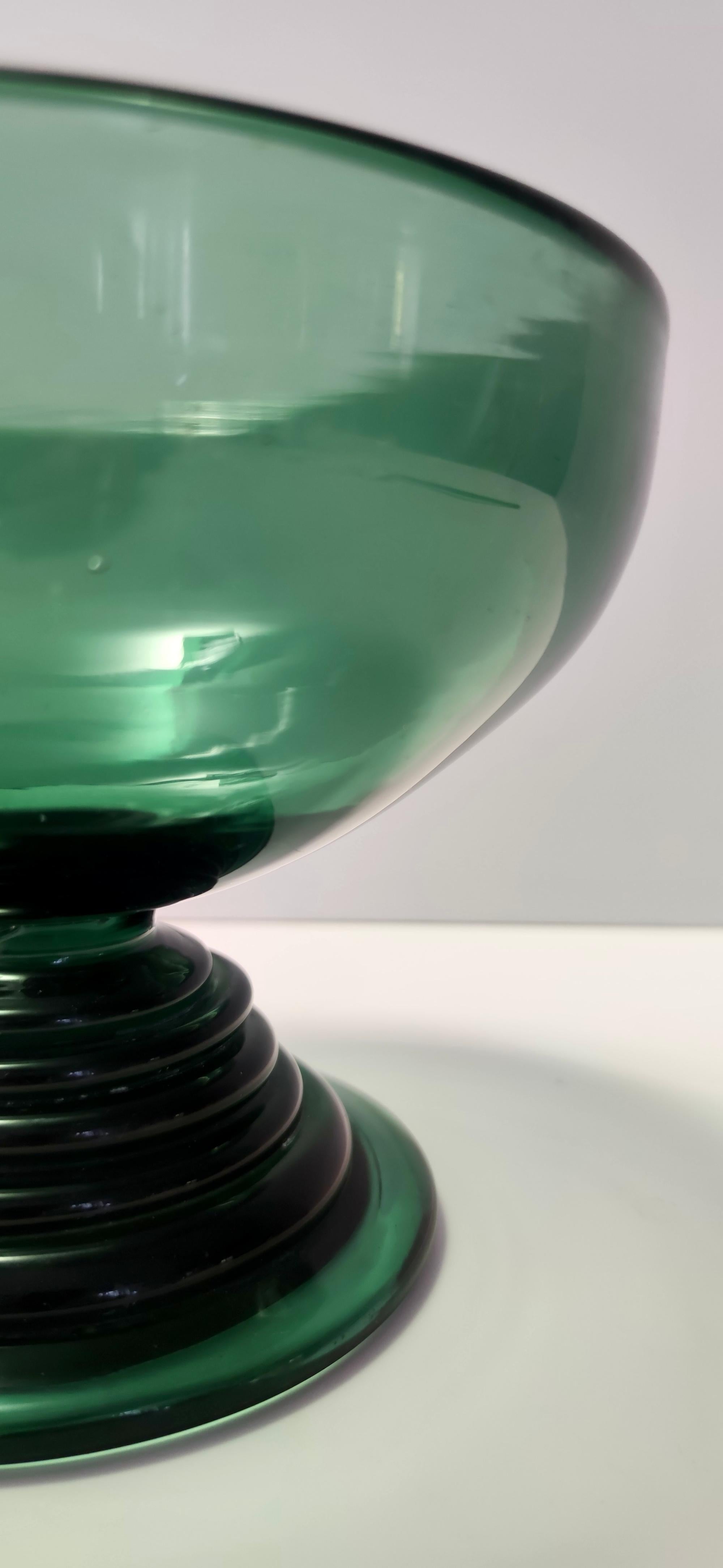 Vintage Hand Blown Green Glass Centerpiece / Bowl, Made in Empoli, Italy For Sale 2
